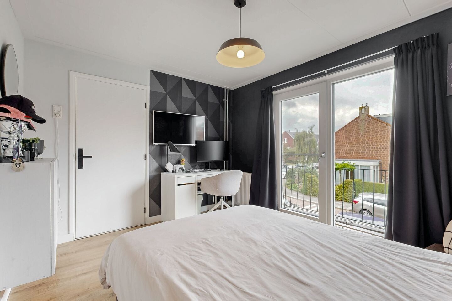 Tussenwoning te koop: Paulus Buyslaan 19, Woerden