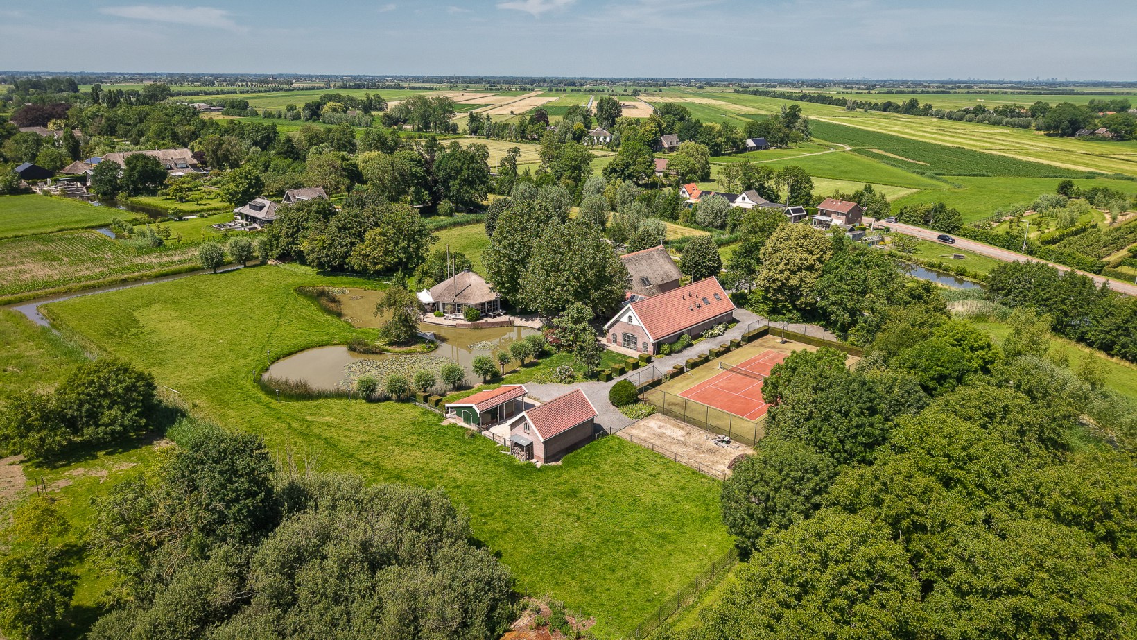 Vrijstaande woning te koop: Breeveld 18, Woerden