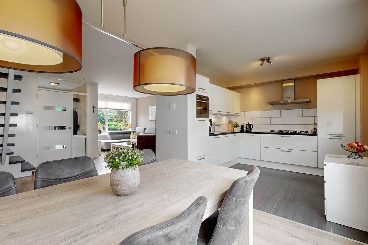 Tussenwoning te koop: Aalberse-lanen 15, Woerden