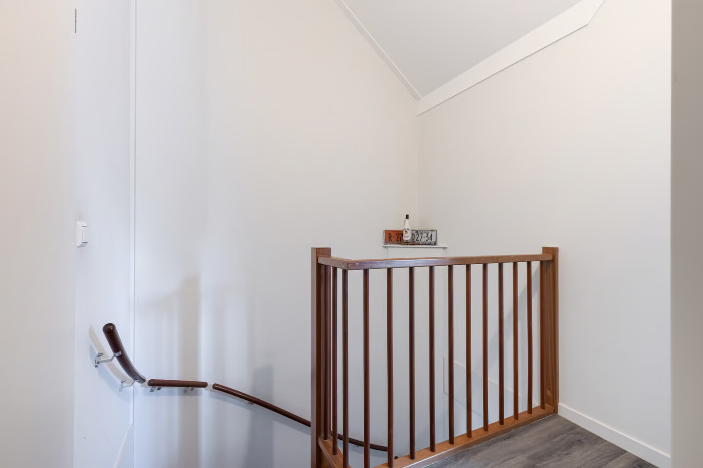 Twee-onder-één-kap te koop: Pieter Lieftinckstraat 1, Woerden