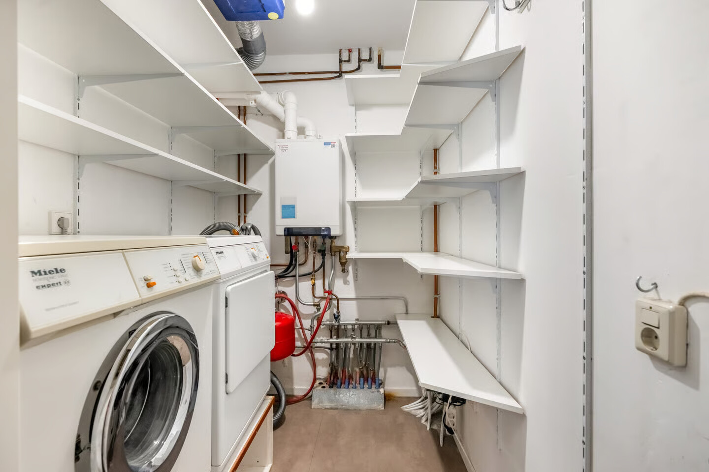 Appartement te koop: Luxemburglaan 4, Woerden