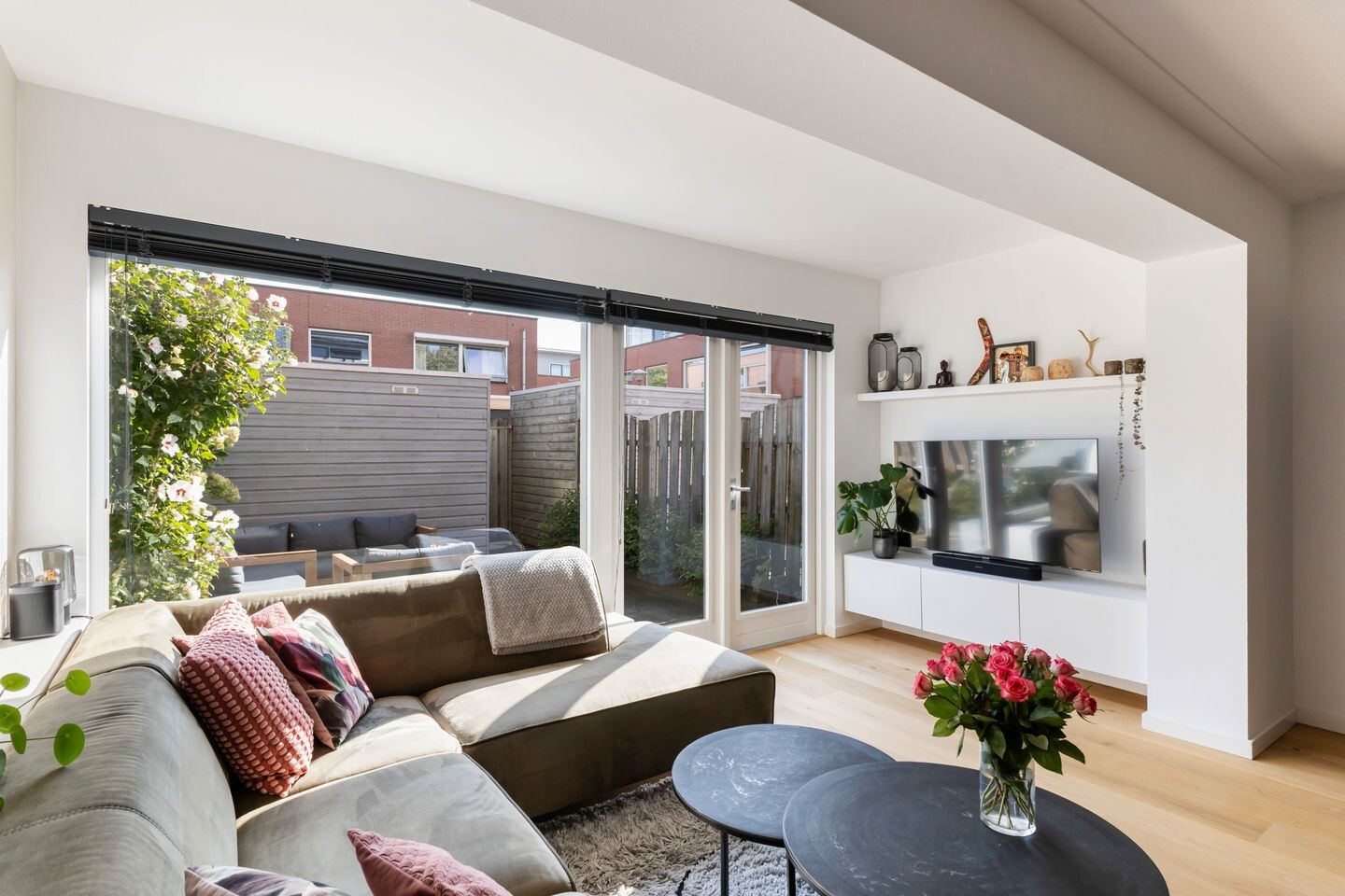 Tussenwoning te koop: Bergstraat 10, Woerden