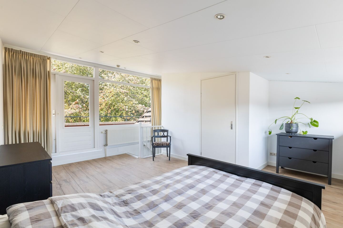 Tussenwoning te koop: Bergstraat 10, Woerden