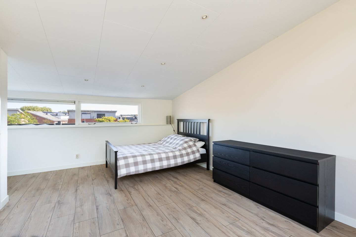 Tussenwoning te koop: Bergstraat 10, Woerden
