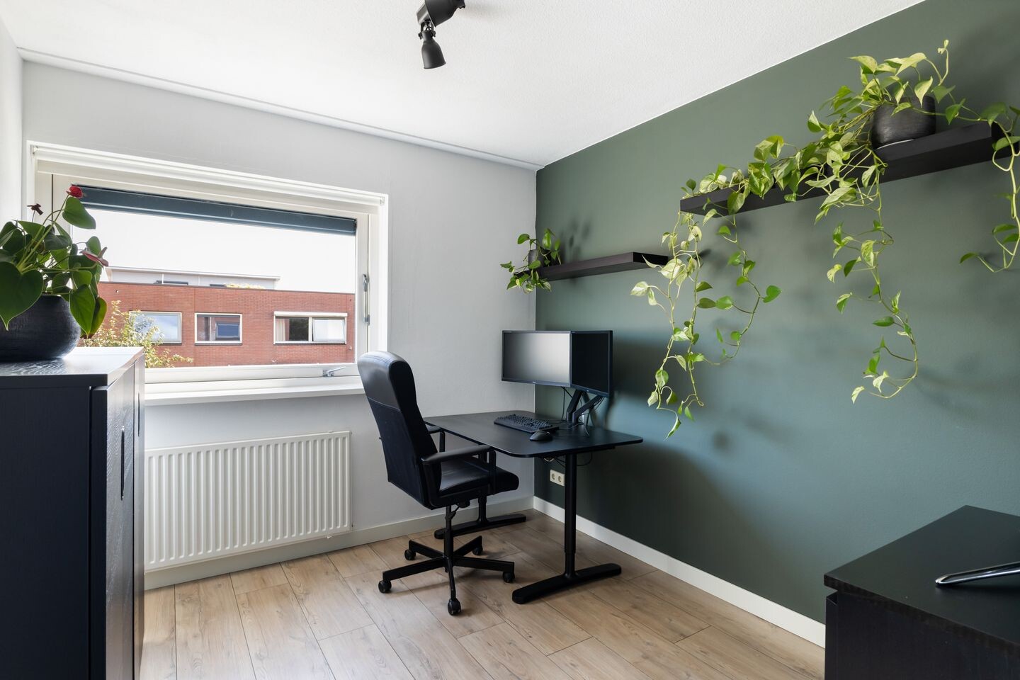 Tussenwoning te koop: Bergstraat 10, Woerden
