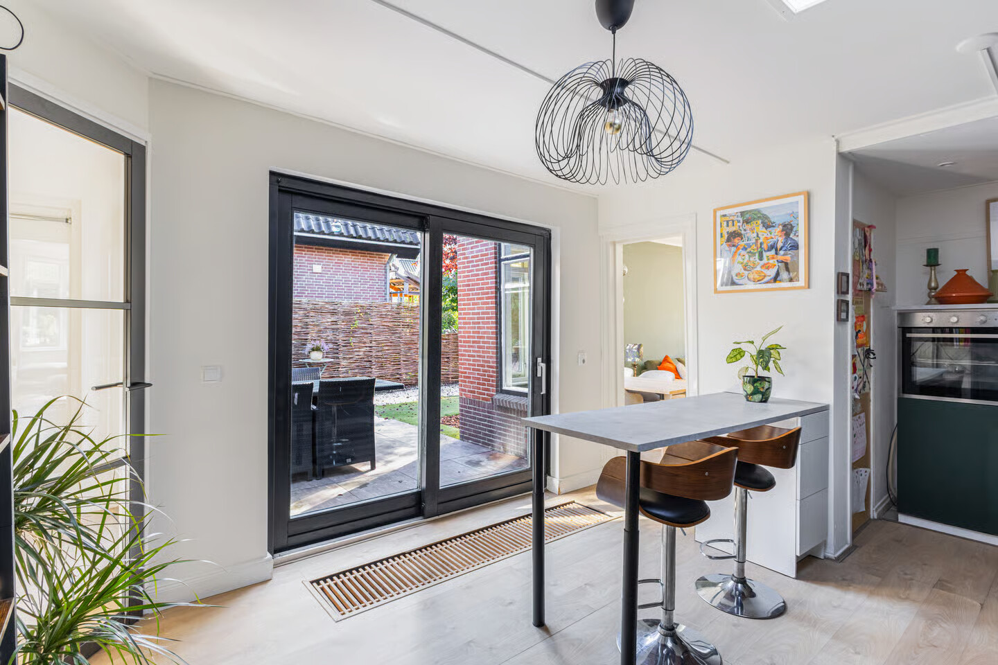 Twee-onder-één-kap te koop: Linschoterweg 37, Woerden