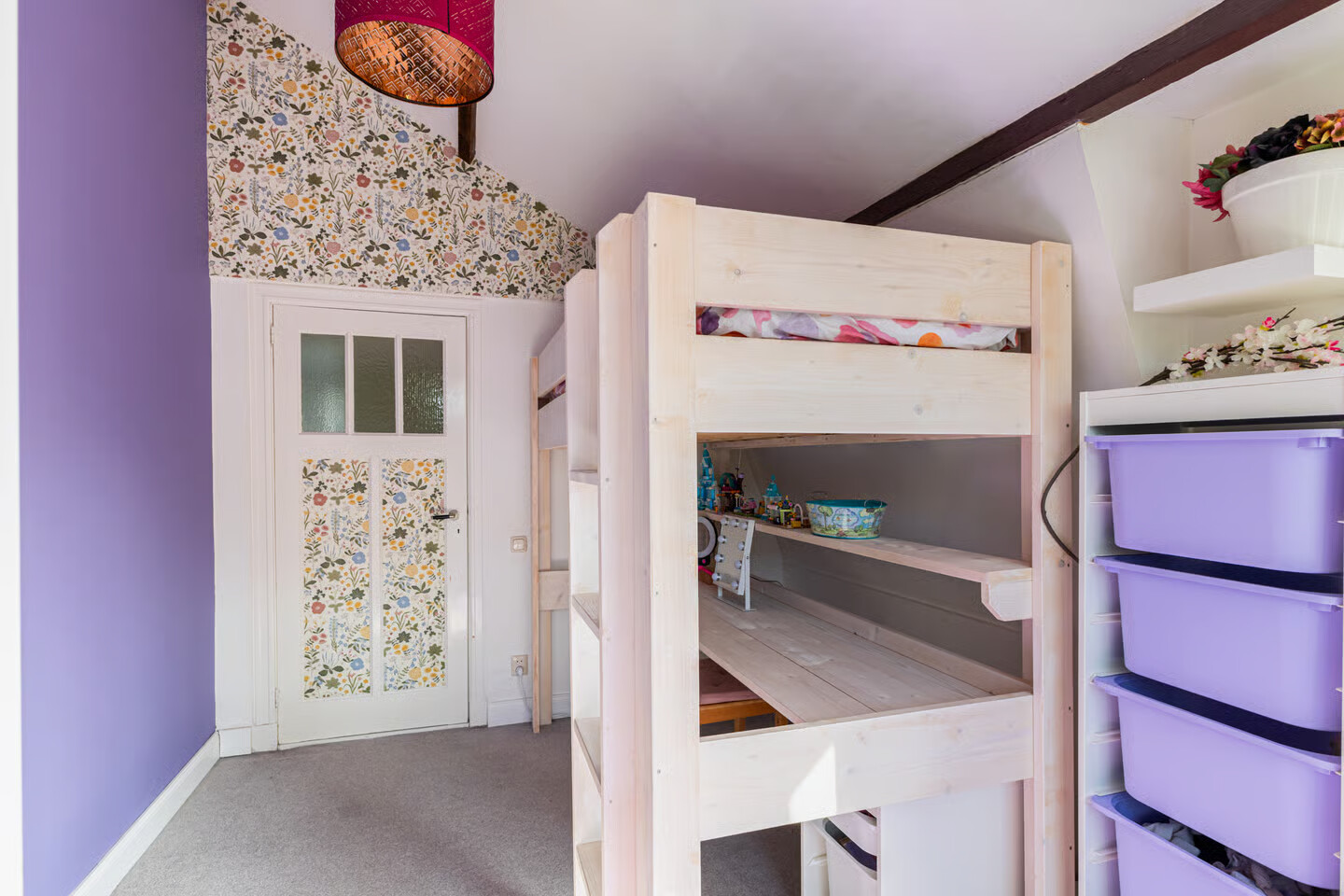 Twee-onder-één-kap te koop: Linschoterweg 37, Woerden