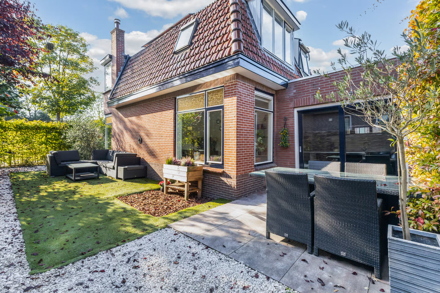 Twee-onder-één-kap te koop: Linschoterweg 37, Woerden