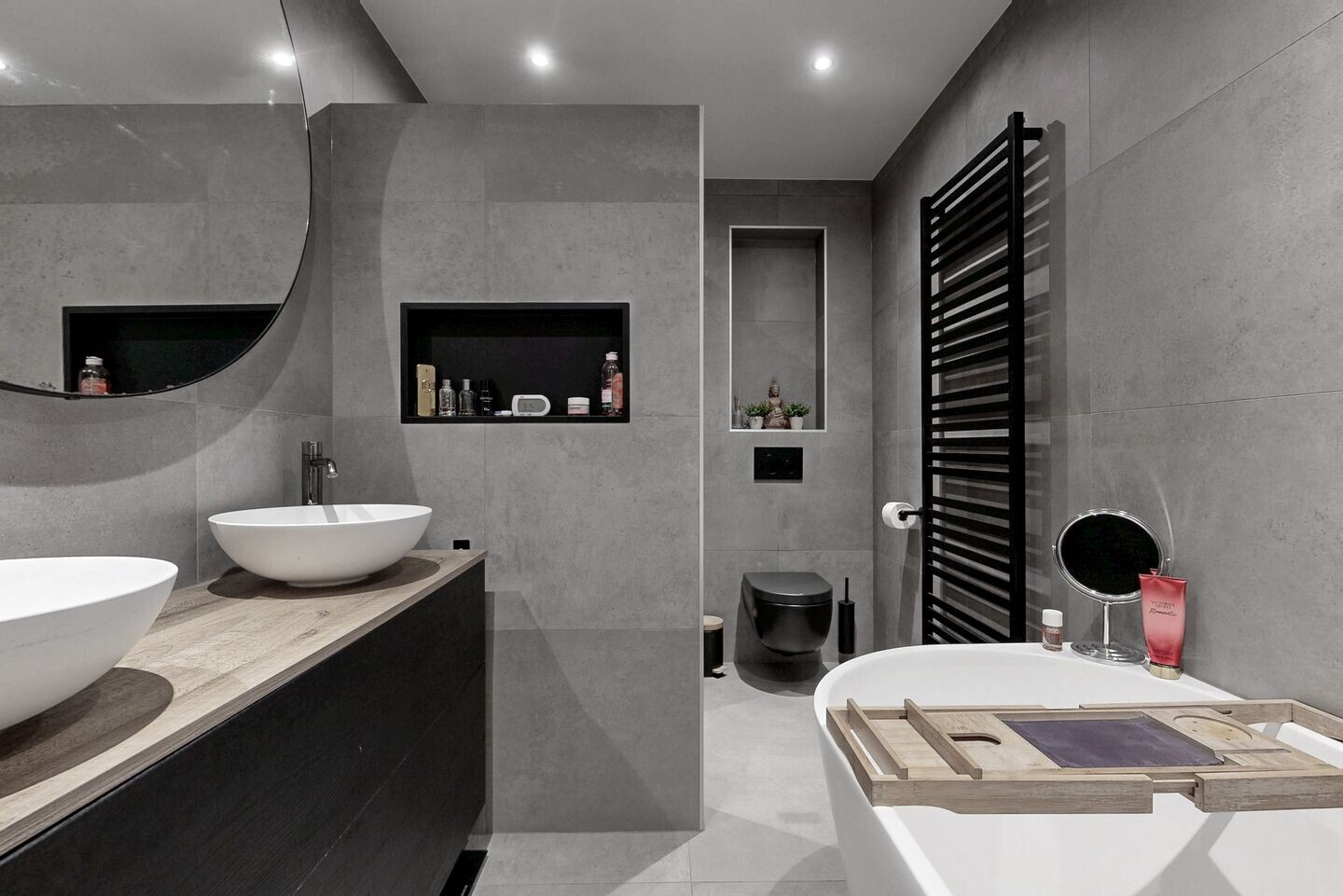 Tussenwoning te koop: Tornemeer 21, Woerden