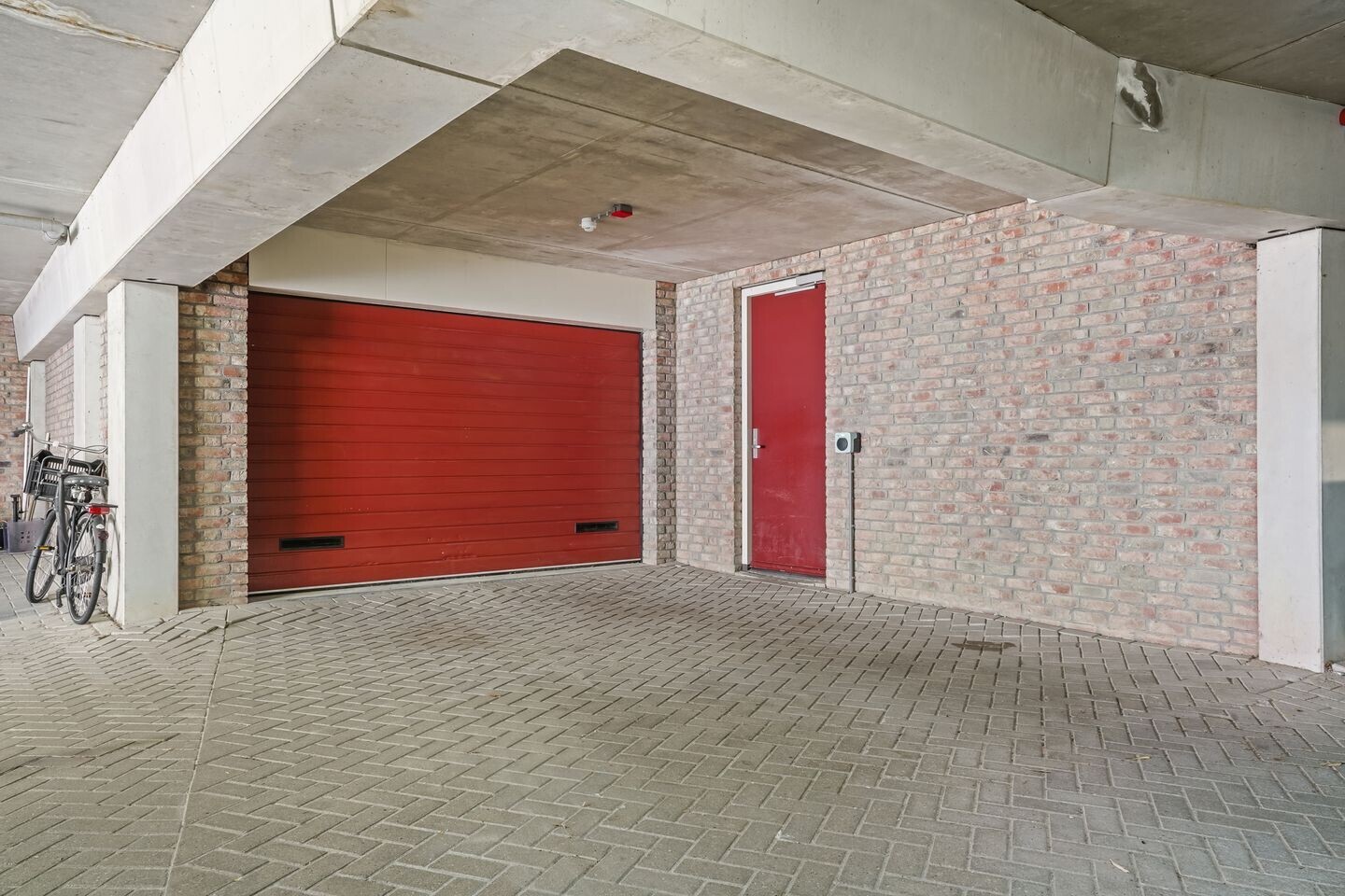 Tussenwoning te koop: Tornemeer 4, Woerden