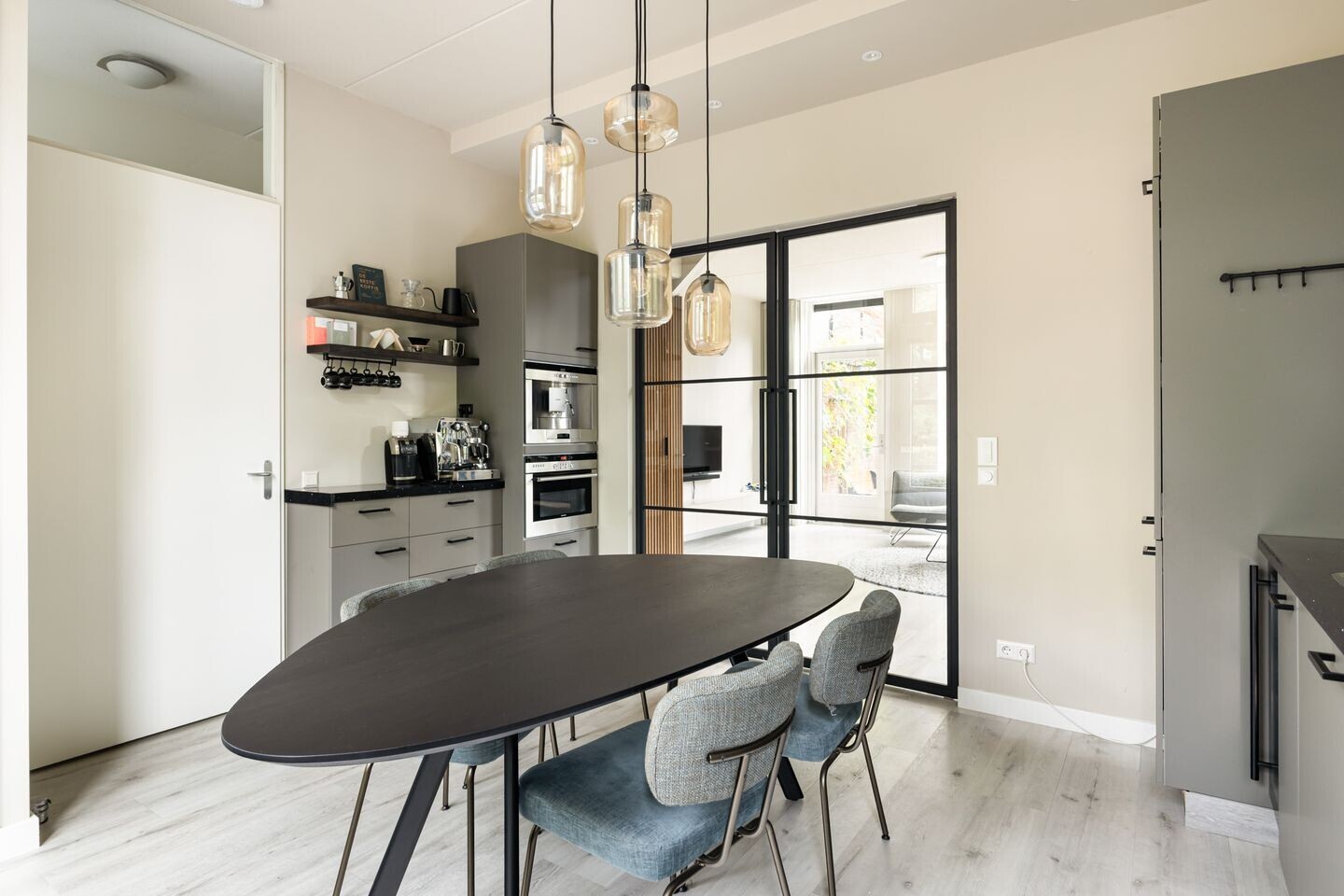Hoekwoning te koop: Stormeer 31, Woerden