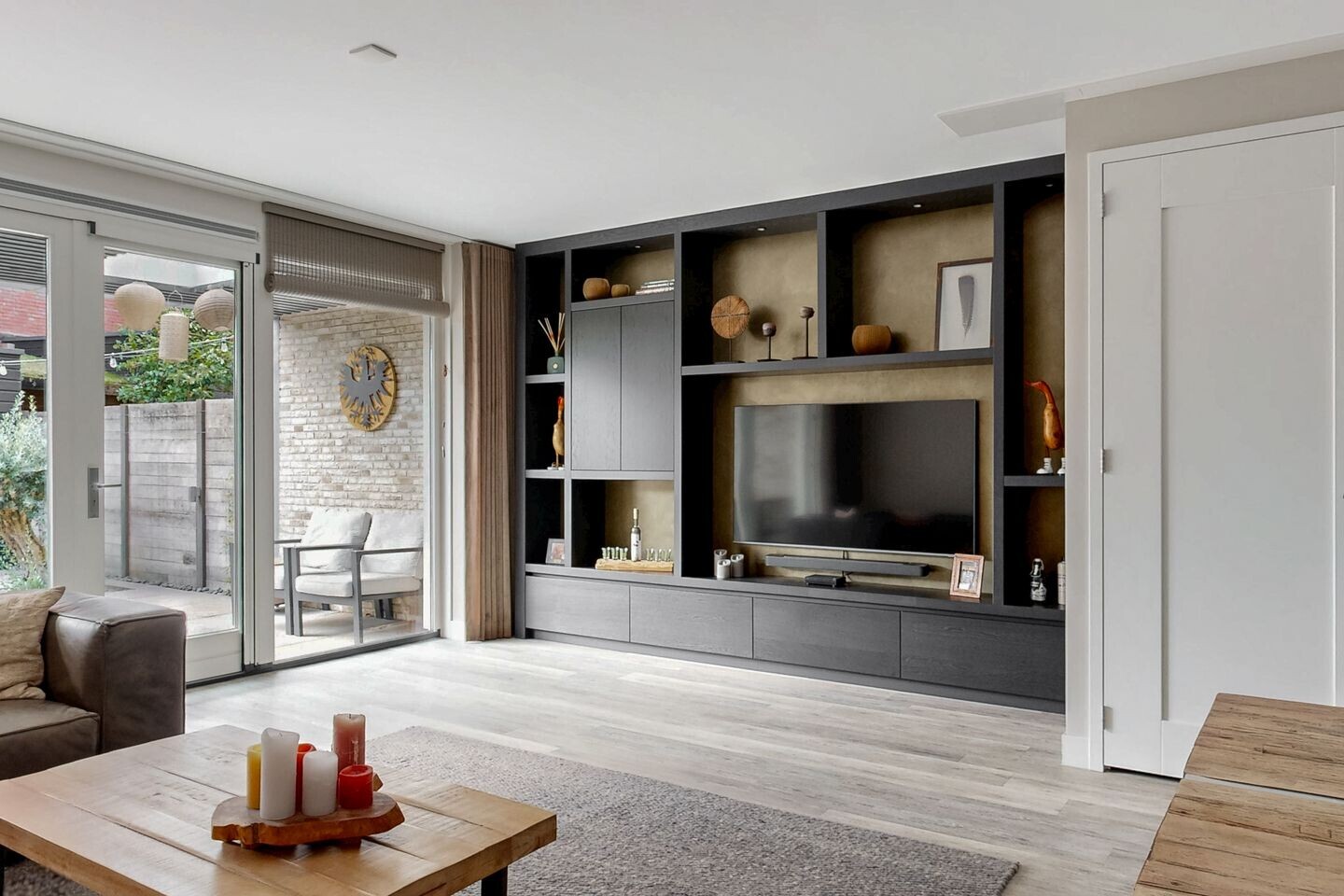 Tussenwoning te koop: Gardameer 25, Woerden