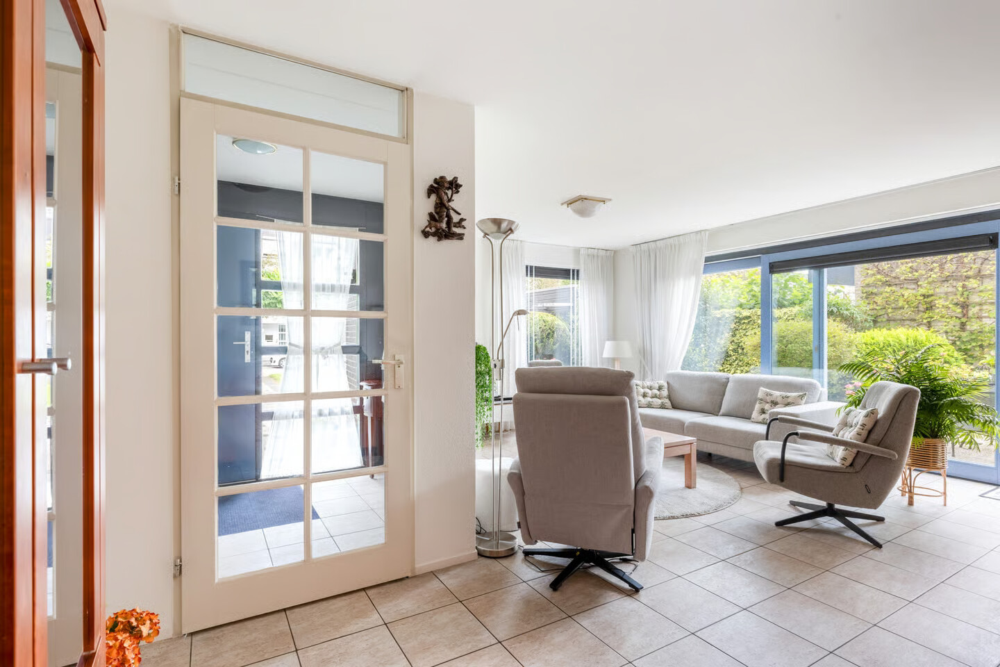 Tussenwoning te koop: Ponddreef 27, Woerden