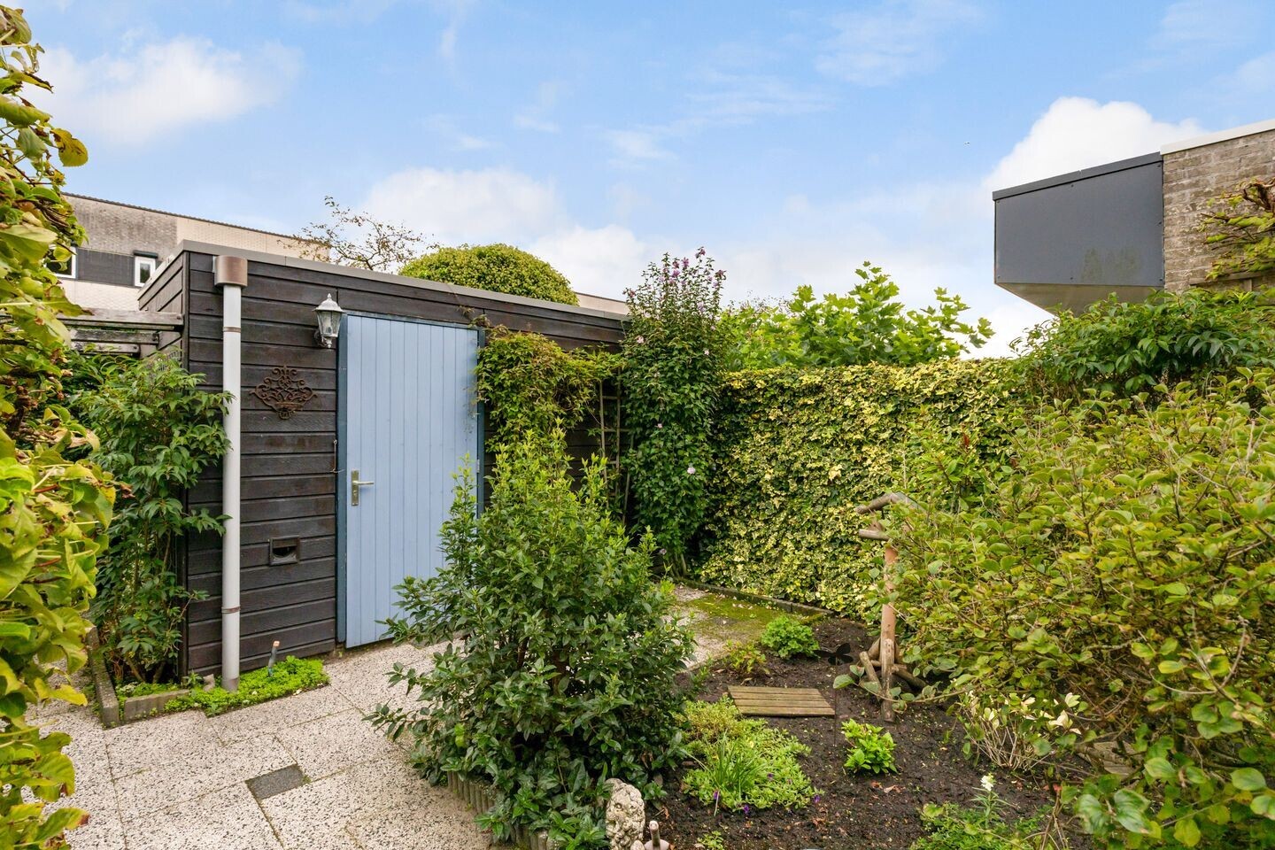 Tussenwoning te koop: Ponddreef 27, Woerden