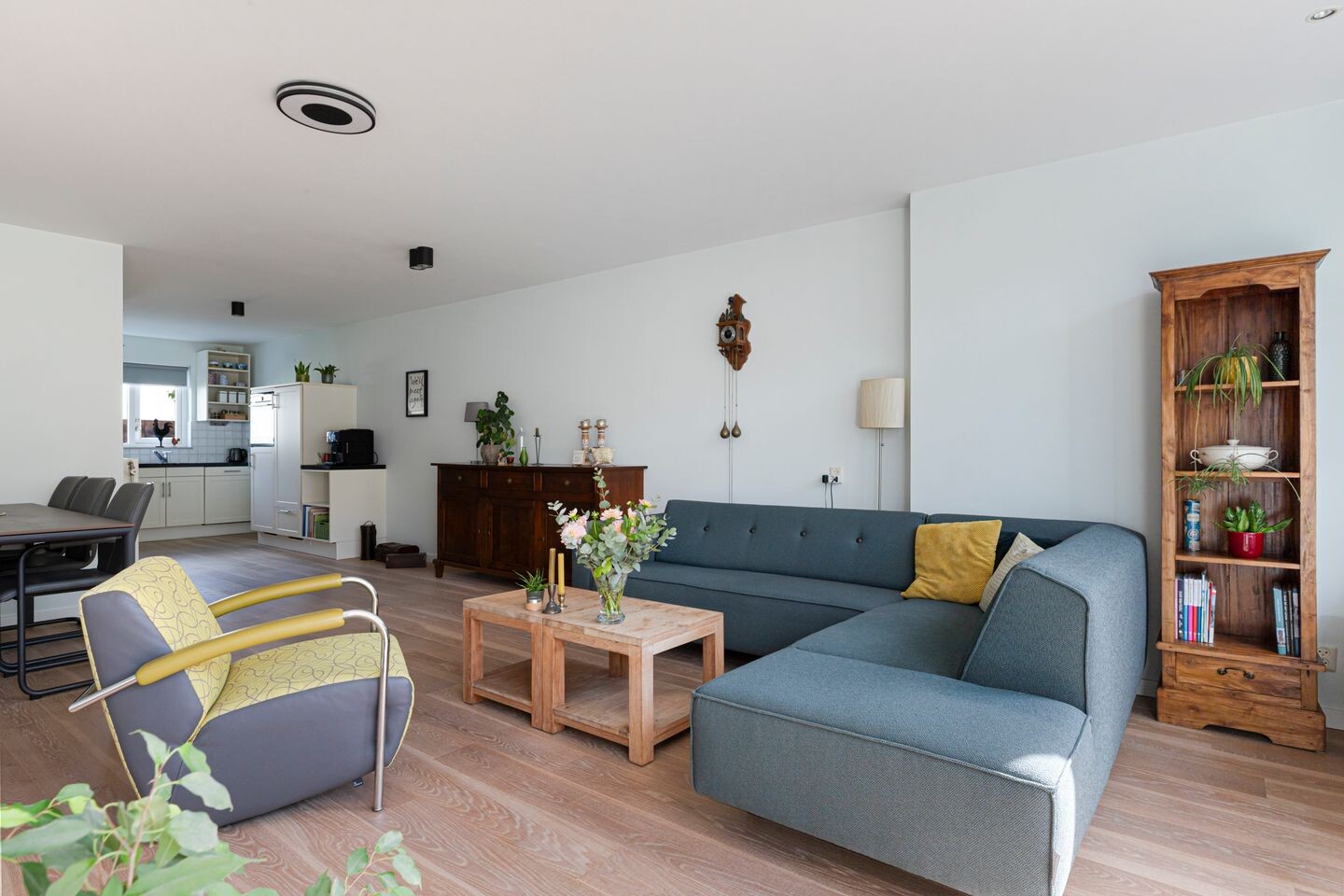 Tussenwoning te koop: Guldendreef 15, Woerden