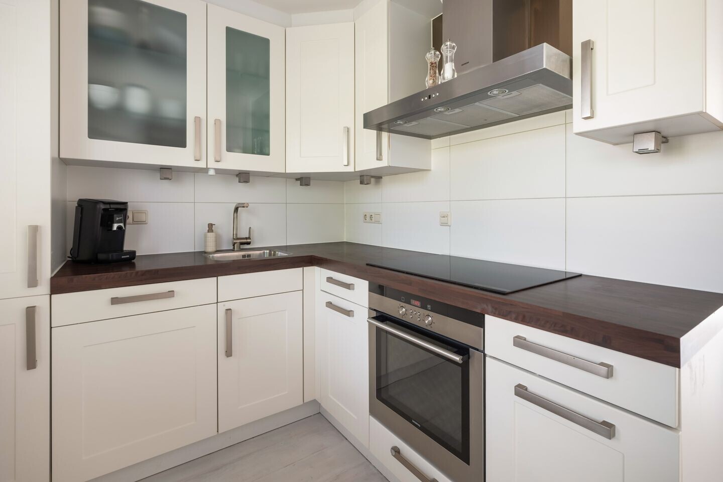 Tussenwoning te koop: Jules Vernehof 29, Woerden