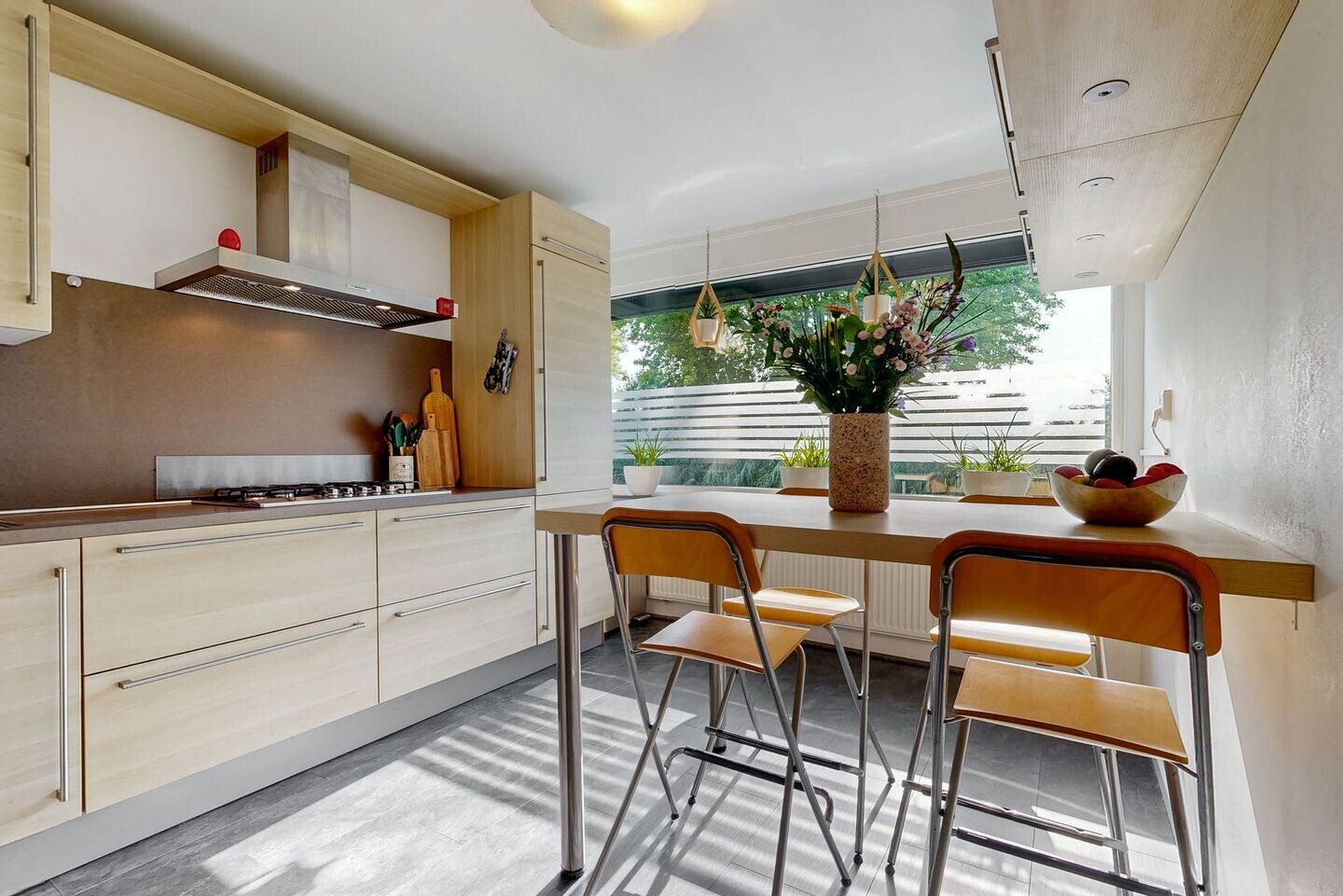 Tussenwoning te koop: Schrijverspad 29, Woerden