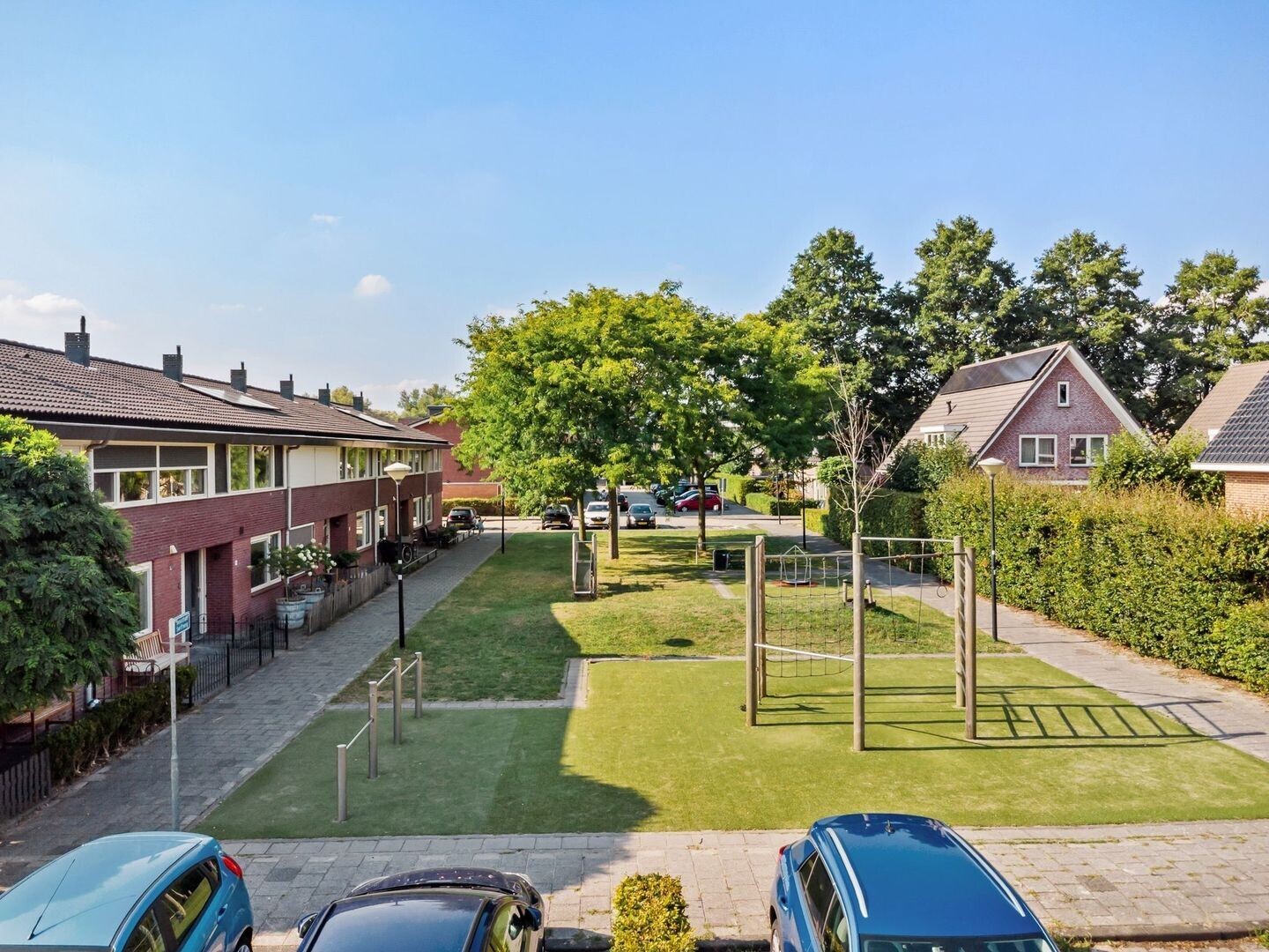 Tussenwoning te koop: Schrijverspad 29, Woerden