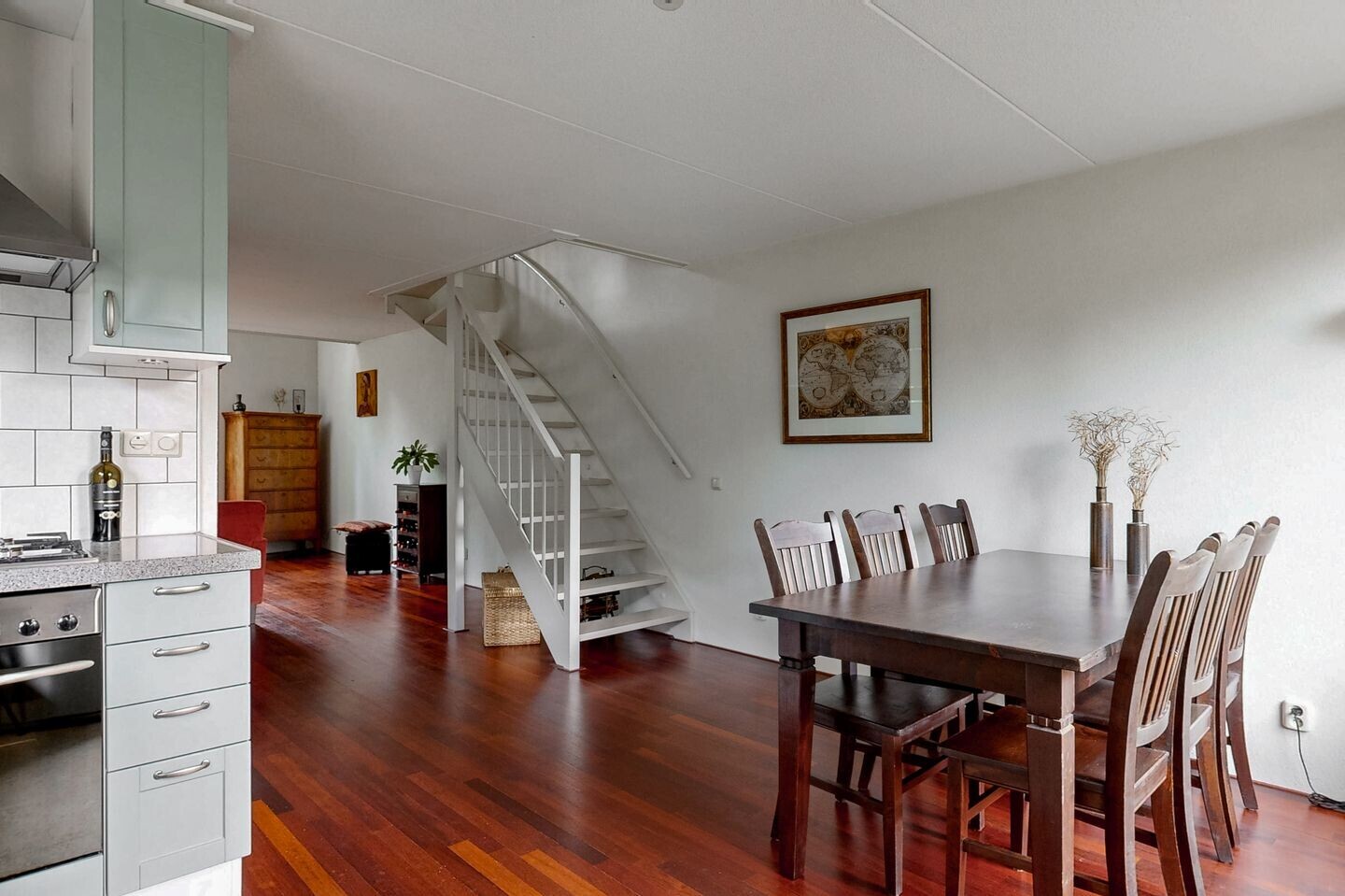 Hoekwoning te koop: Schrijverspad 60, Woerden