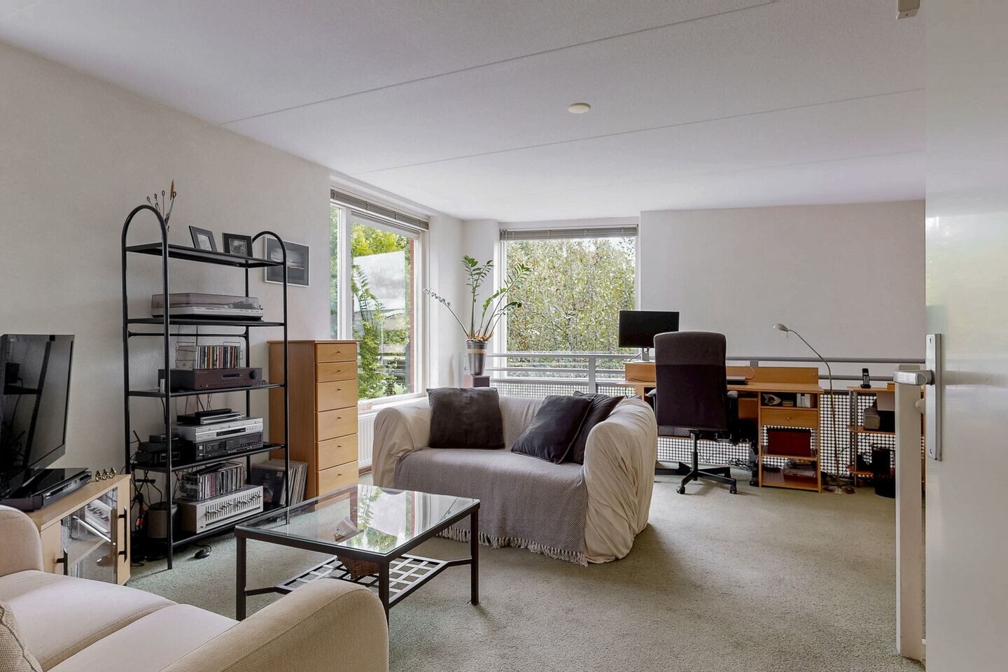 Hoekwoning te koop: Schrijverspad 60, Woerden