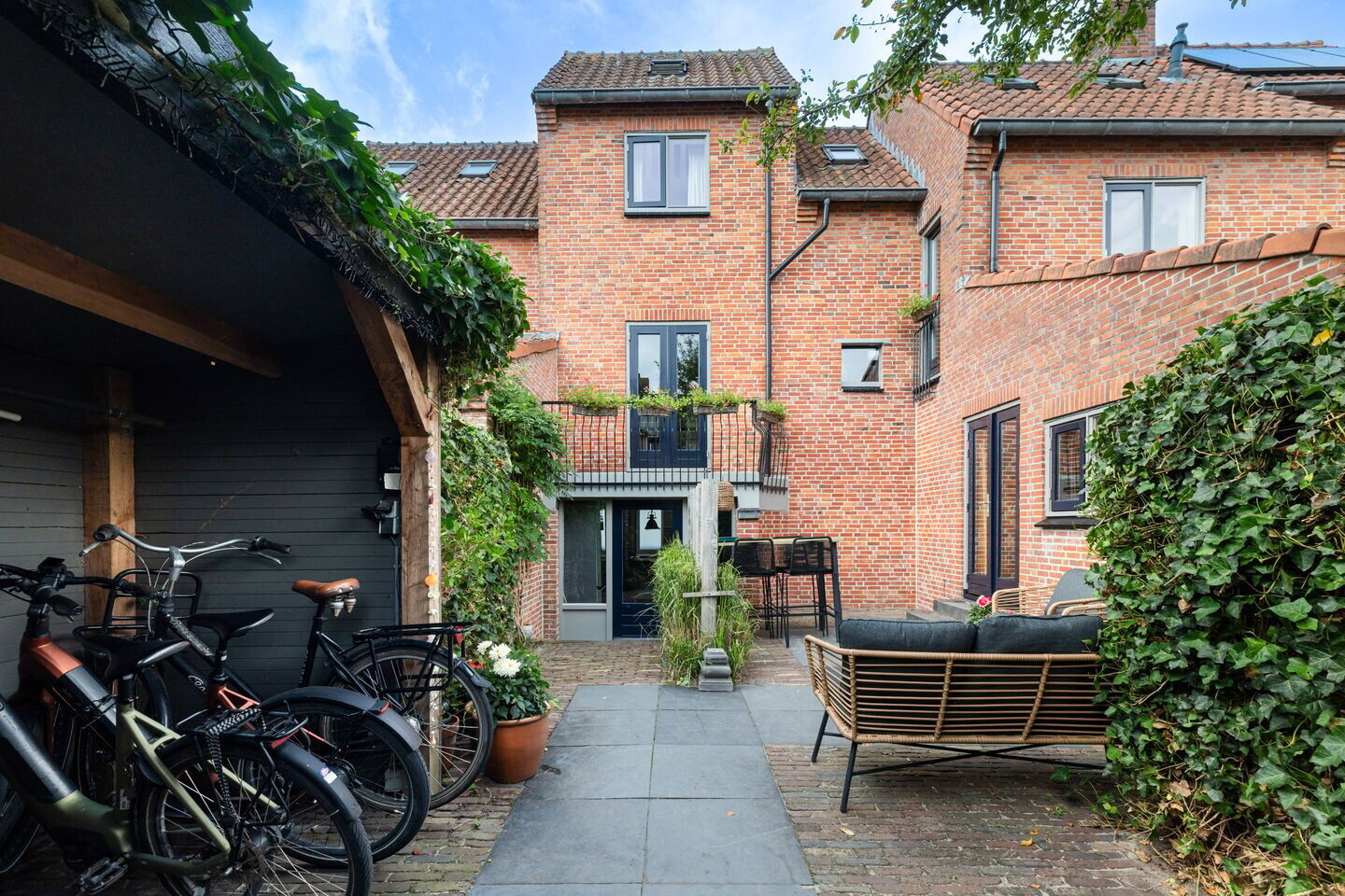 Tussenwoning te koop: de Eem 12, Woerden