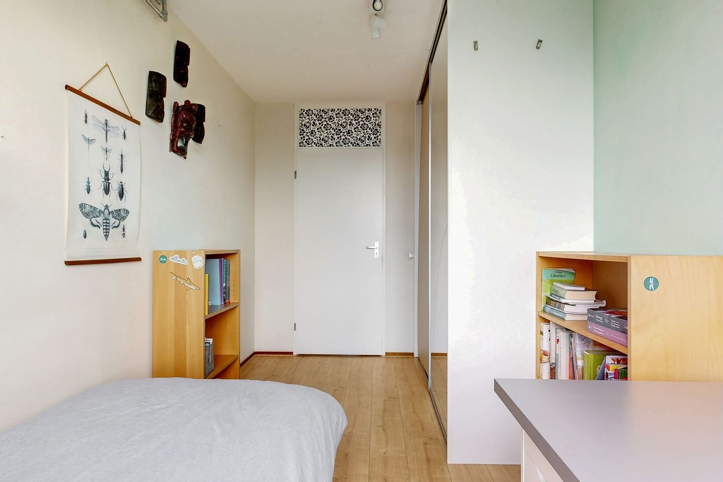 Tussenwoning te koop: Bottelroosweide 7, Woerden