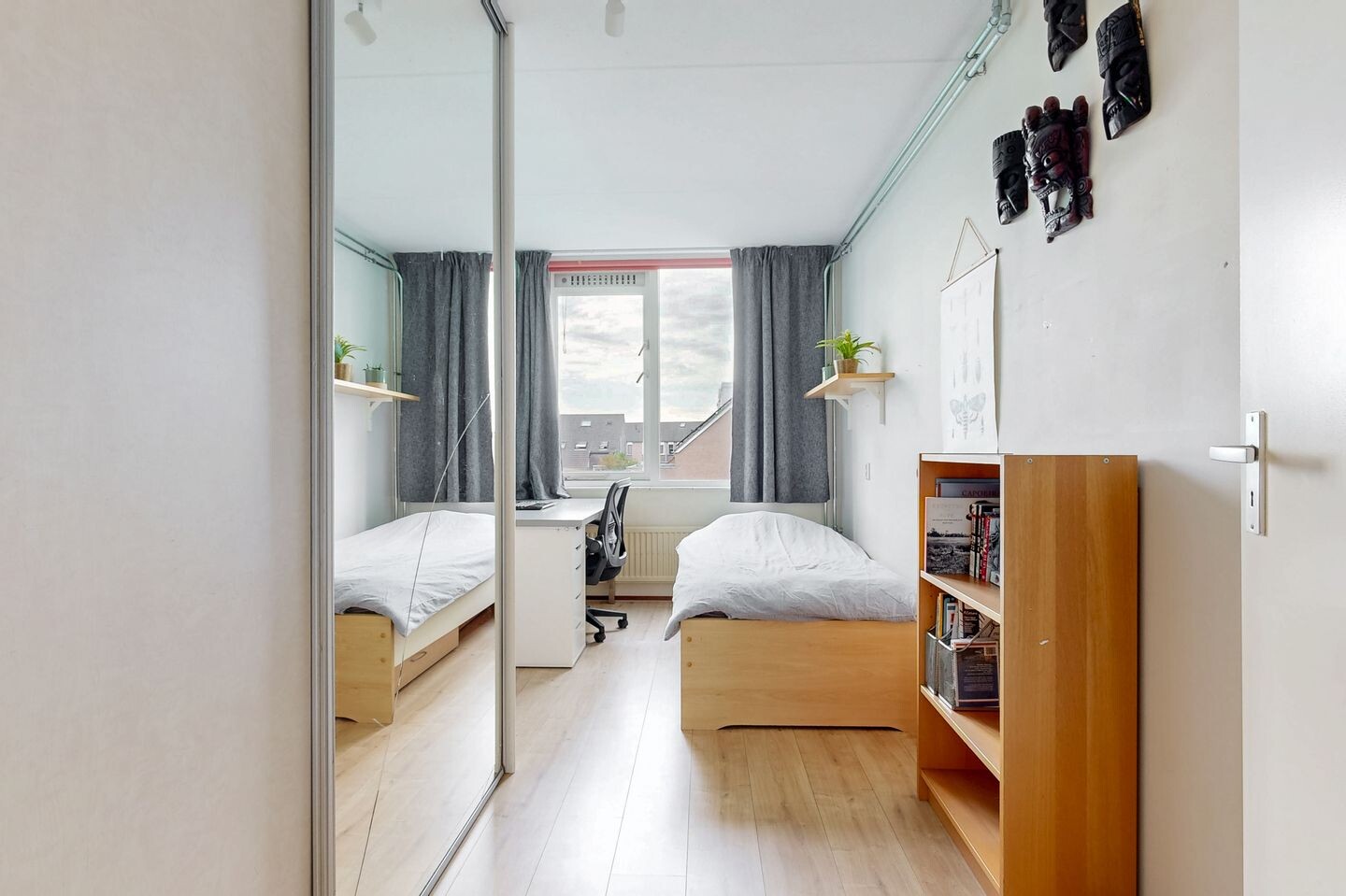 Tussenwoning te koop: Bottelroosweide 7, Woerden