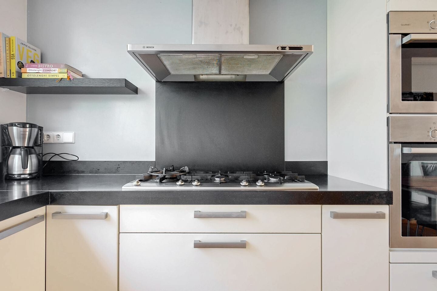 Tussenwoning te koop: Bottelroosweide 7, Woerden