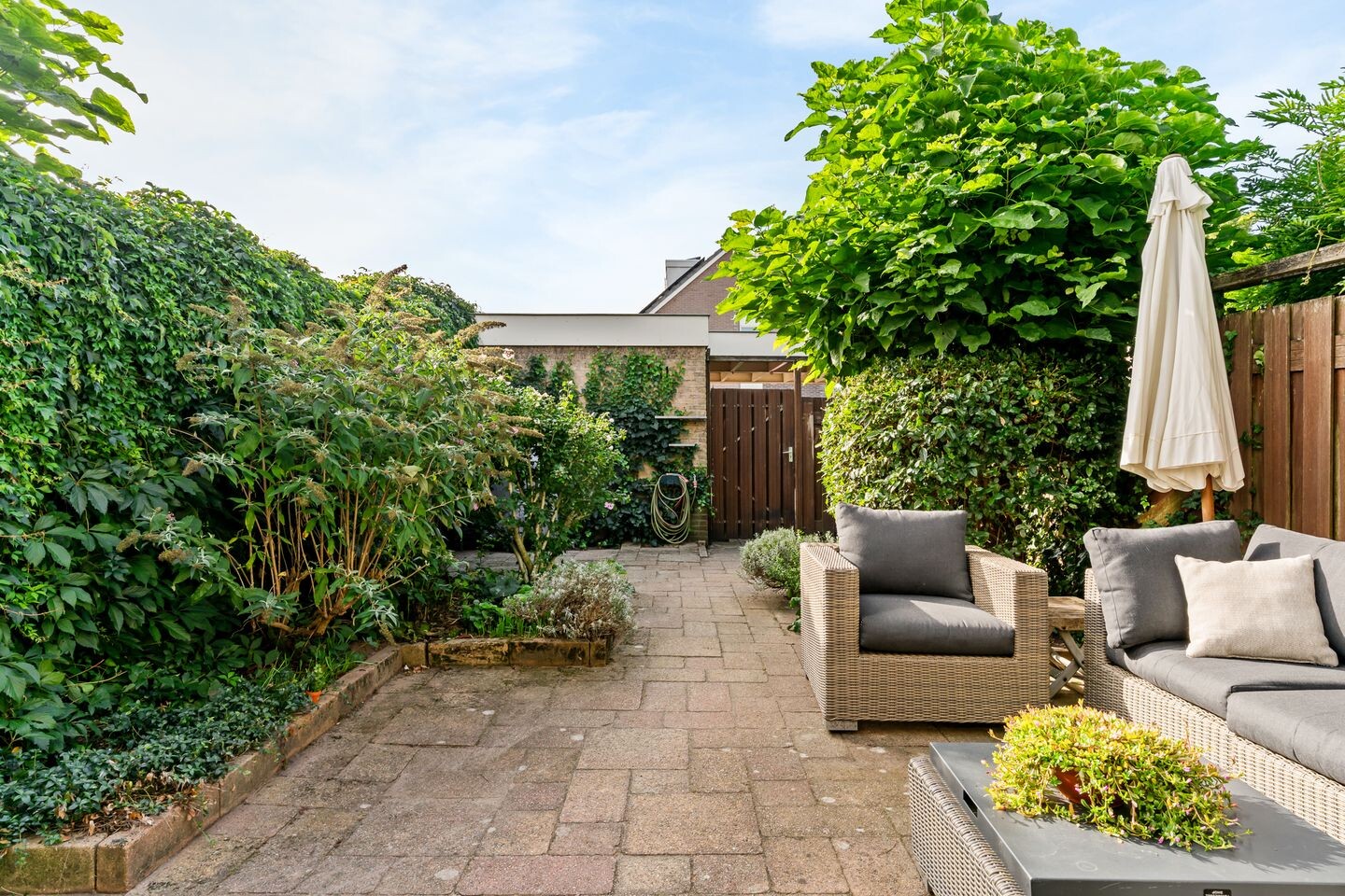 Tussenwoning te koop: Bottelroosweide 7, Woerden