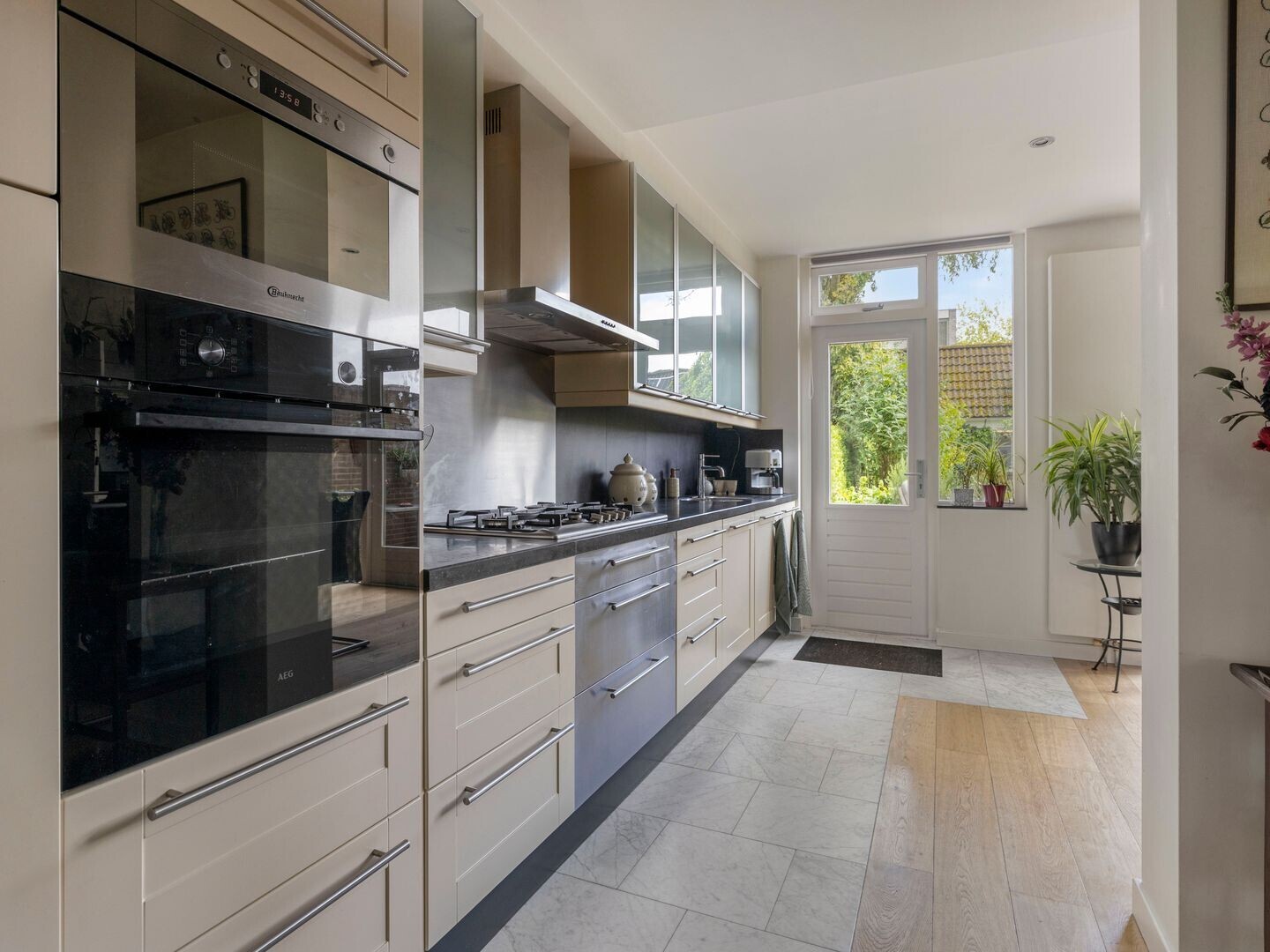 Tussenwoning te koop: Herman Heijermansstraat 49, Vleuten