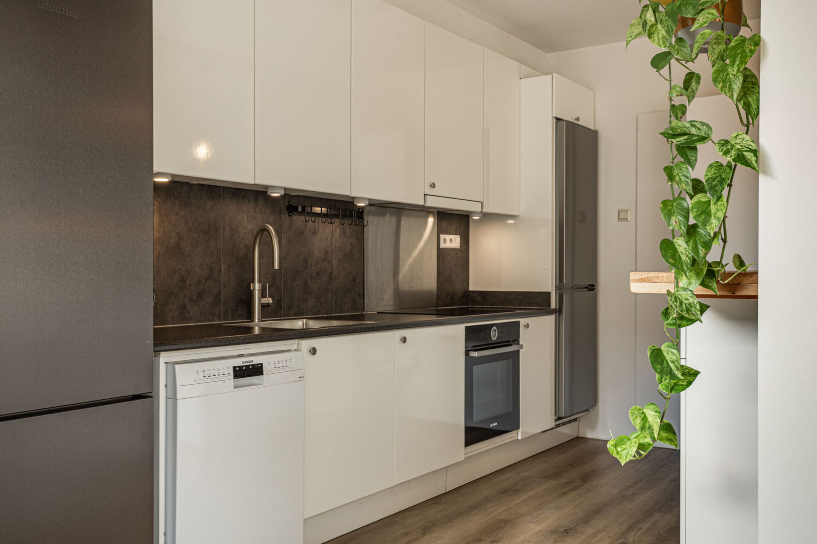 Tussenwoning te koop: Van Wanroystraat 3, Vleuten