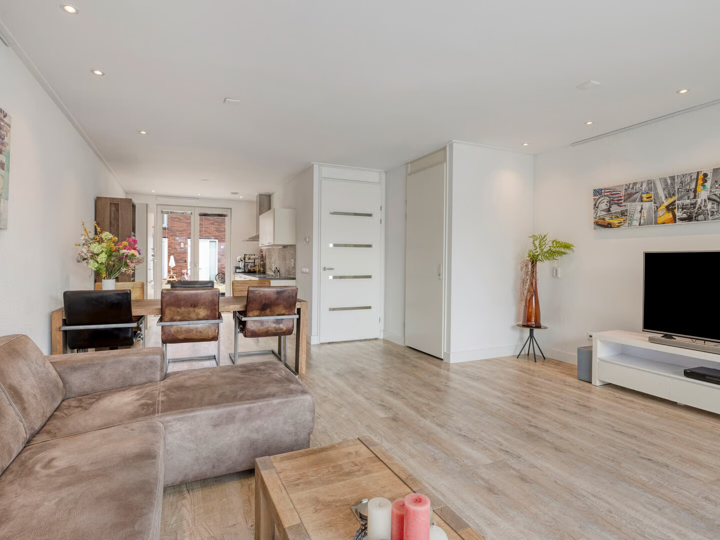 Tussenwoning te koop: Beurszwam 7, Vleuten