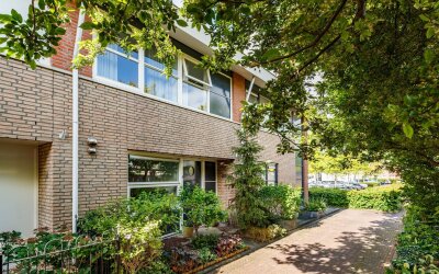 Huis te koop De Nes 13