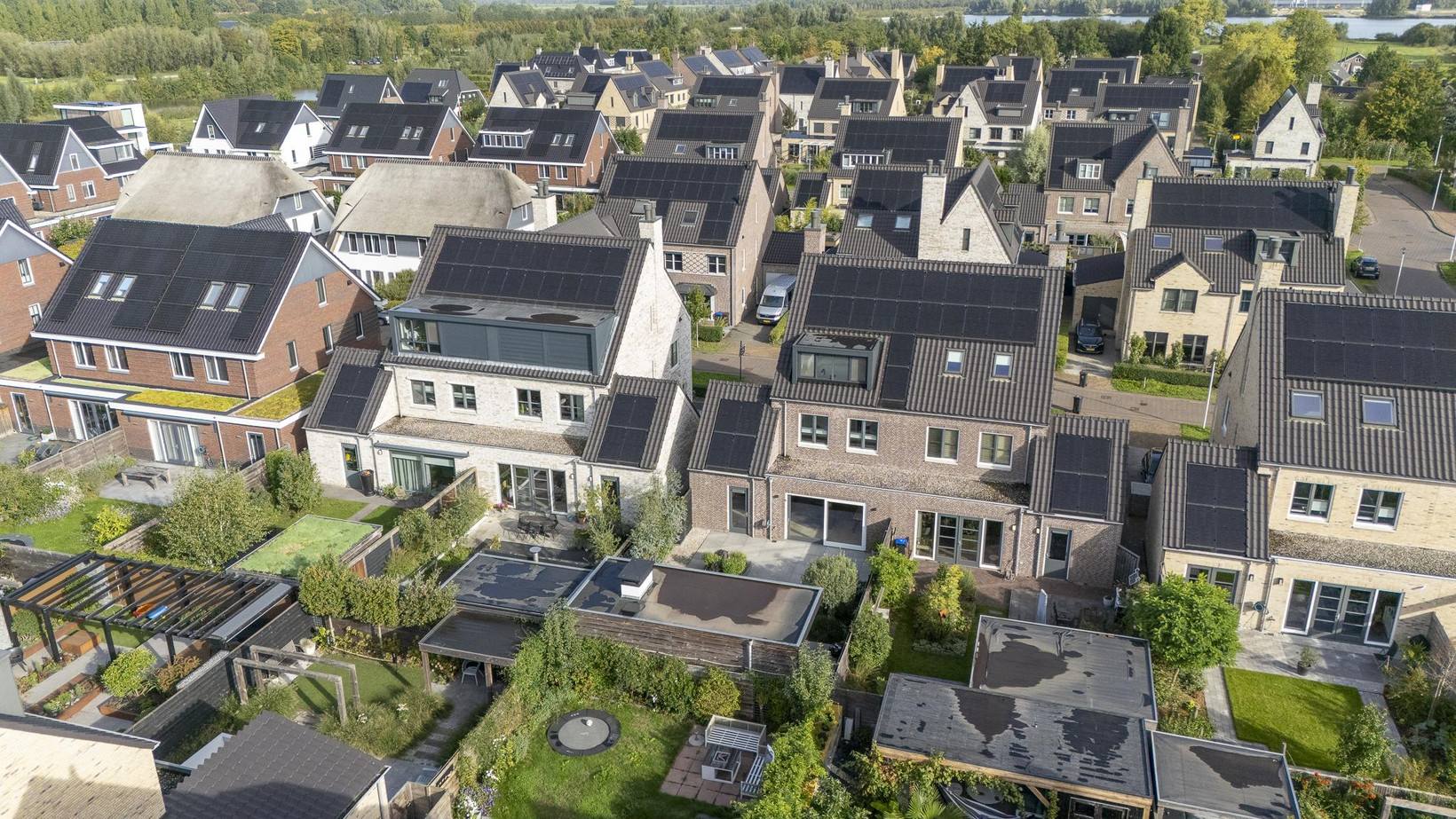 Twee-onder-één-kap te koop: Bloemenkelderlaan 8, Vleuten