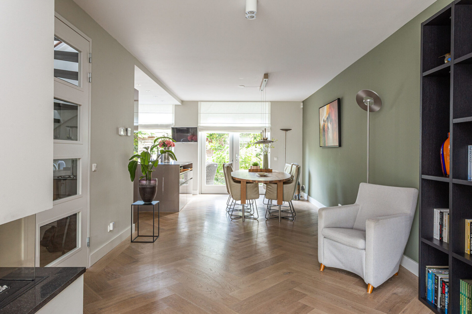 Twee-onder-één-kap te koop: Villatuinlaan 21, Vleuten