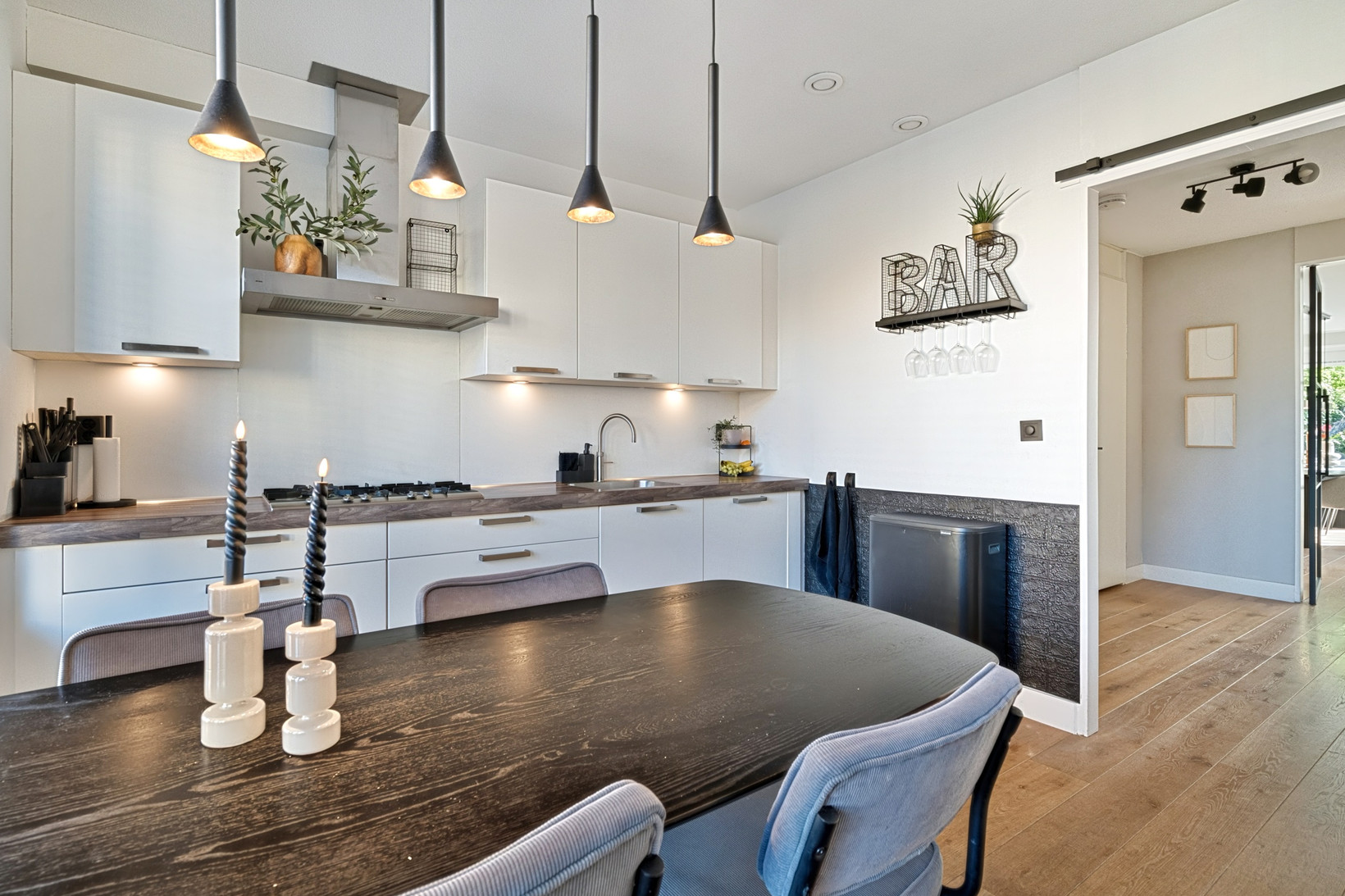 Tussenwoning te koop: Romanusweg 28, De Meern