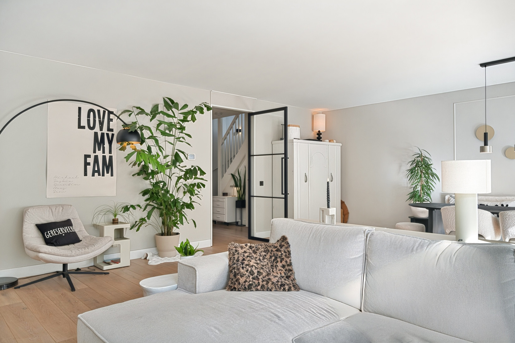 Tussenwoning te koop: Romanusweg 28, De Meern