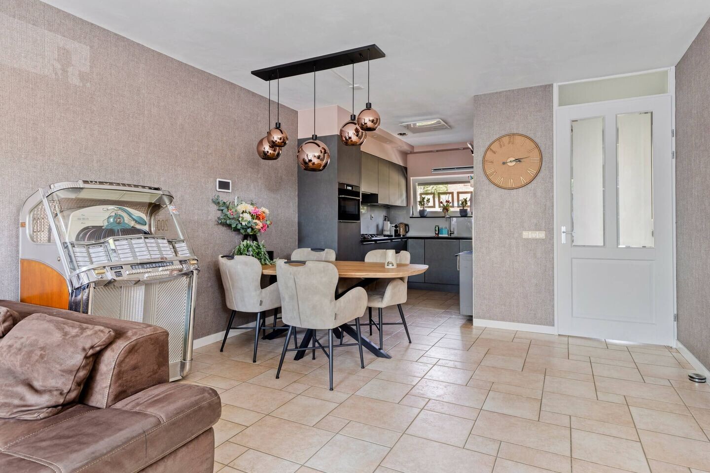 Hoekwoning te koop: trajanushof 11, De Meern