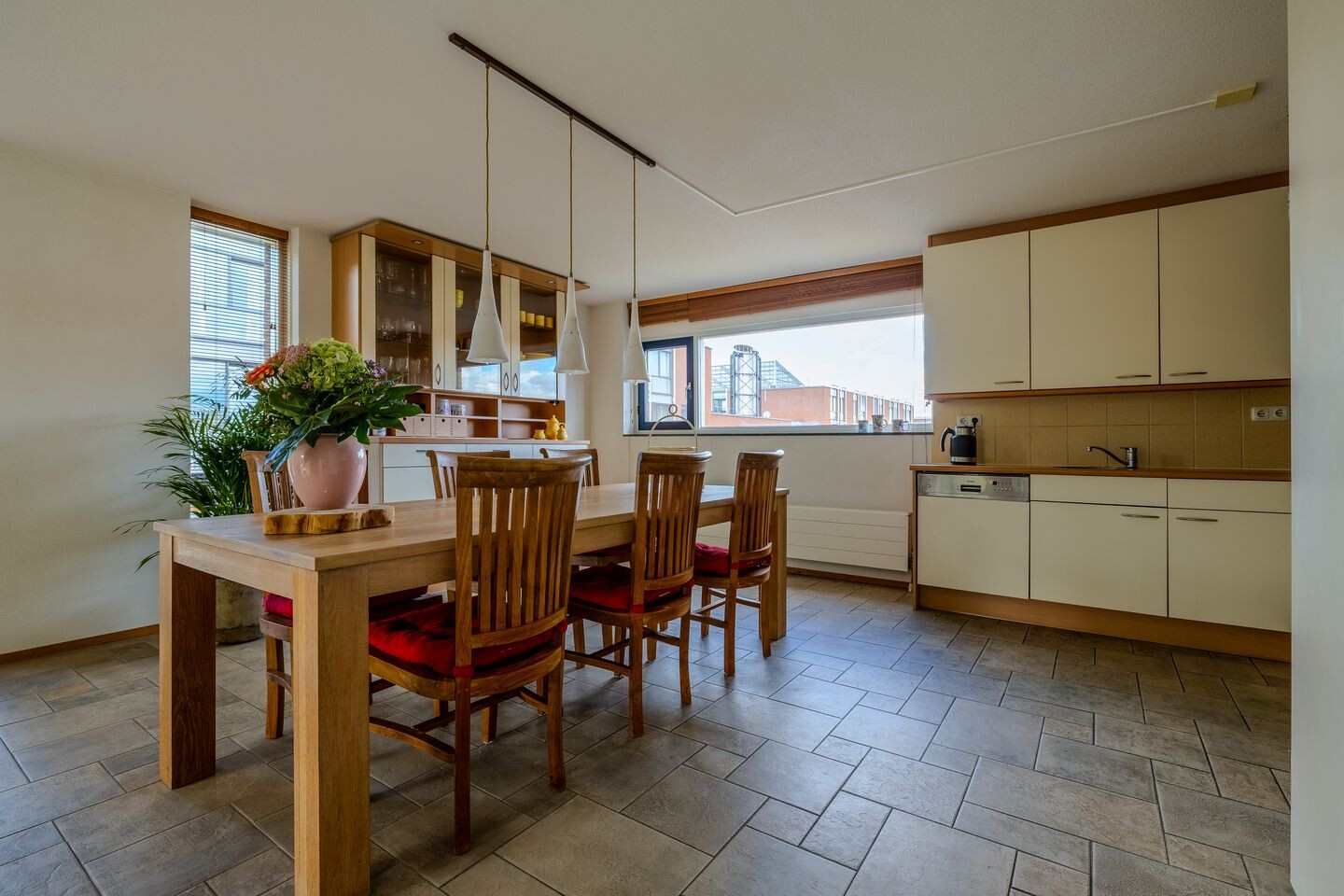 Hoekwoning te koop: Ruijgenhoeksepolder 56, De Meern