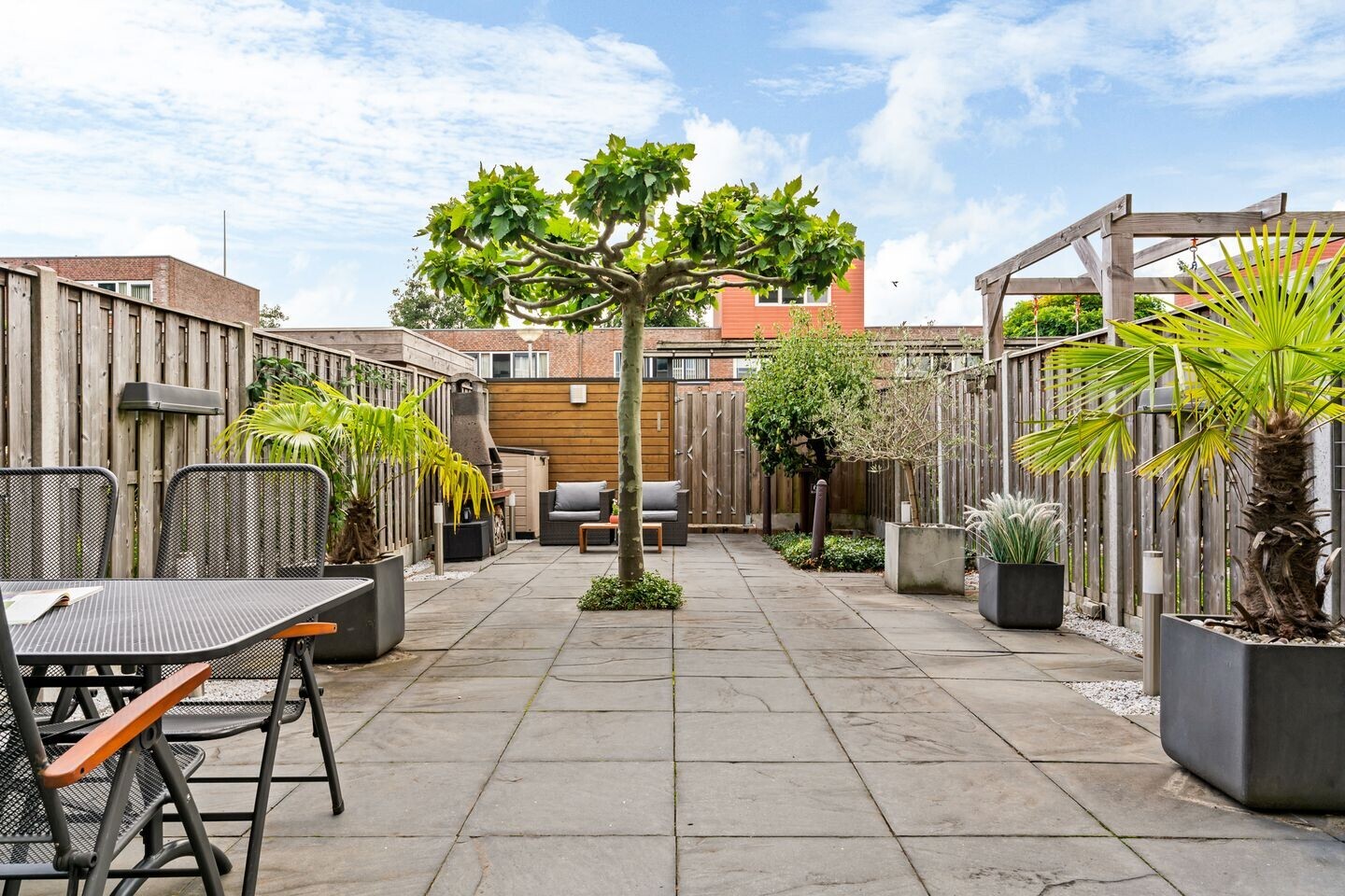 Tussenwoning te koop: Riesenberg 45, De Meern