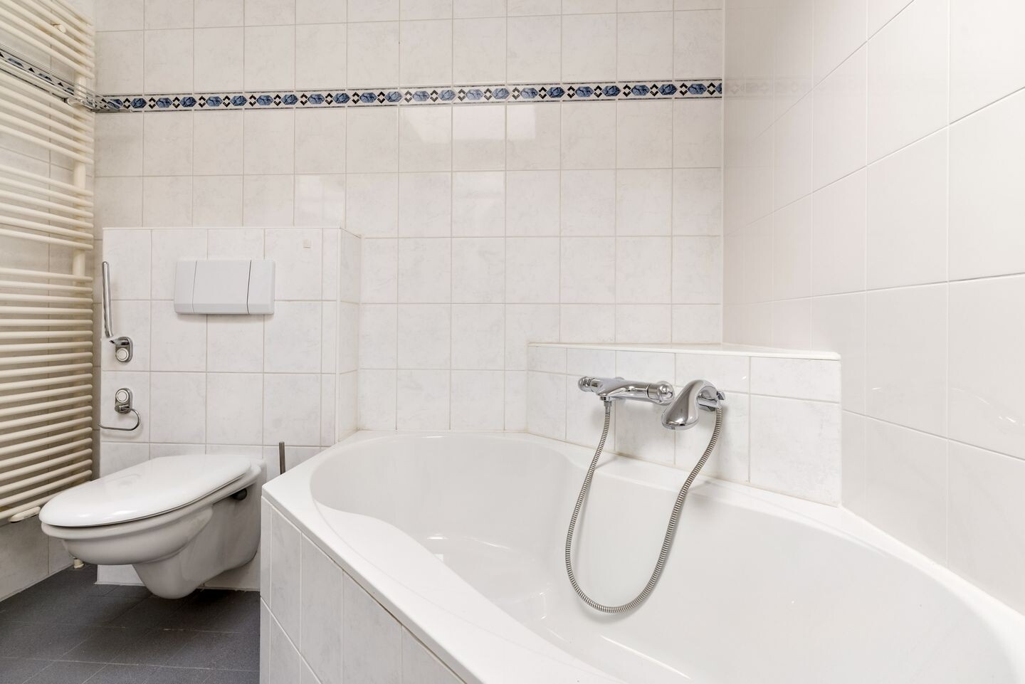 Hoekwoning te koop: De Milan Viscontilaan 142, De Meern