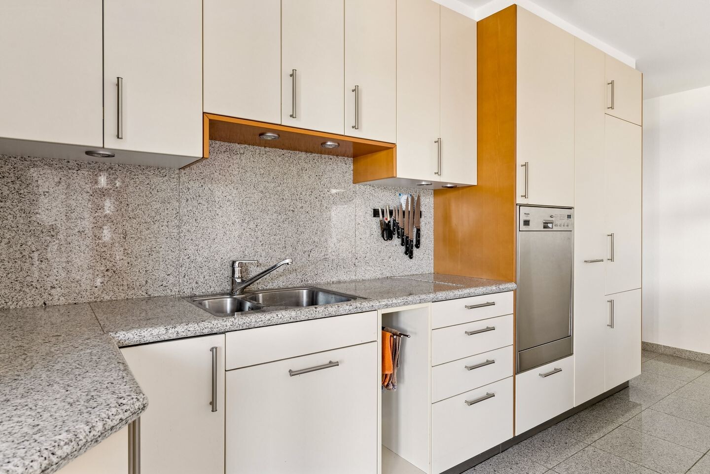 Hoekwoning te koop: De Milan Viscontilaan 142, De Meern