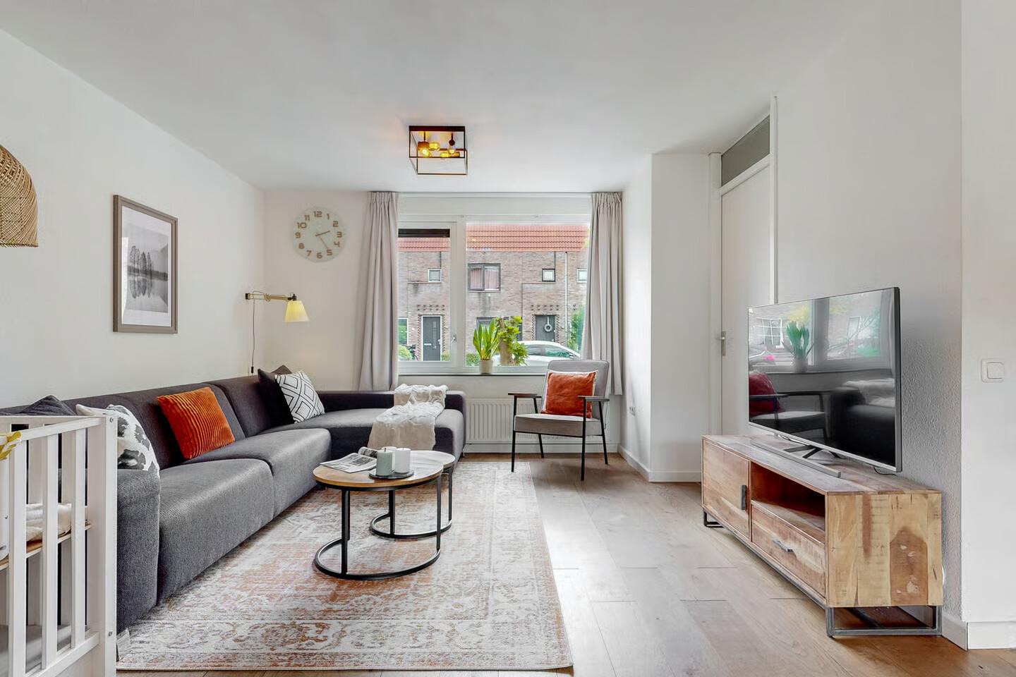 Tussenwoning te koop: Citroenkruid 13, De Meern