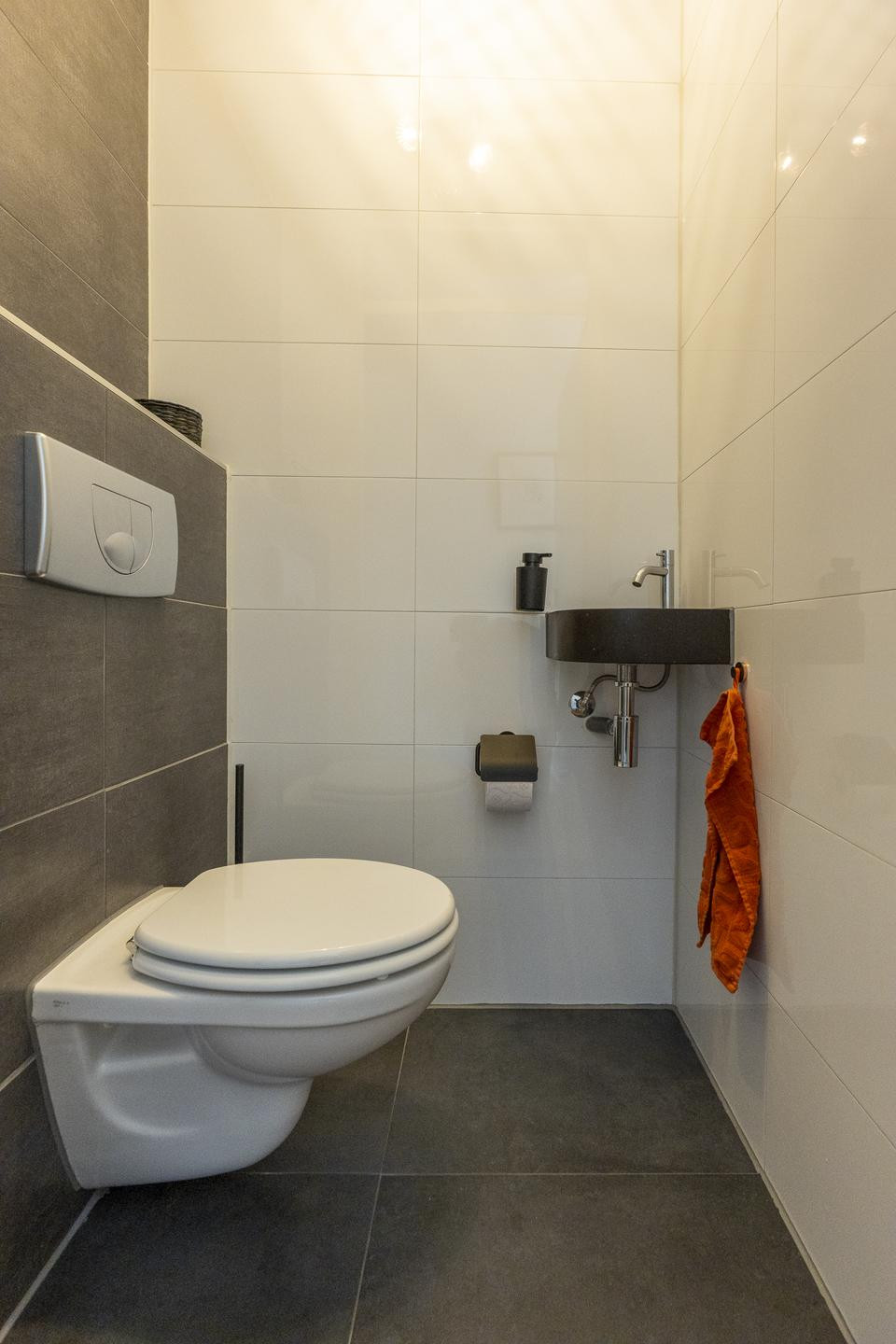 Tussenwoning te koop: Adderwortel 12, De Meern