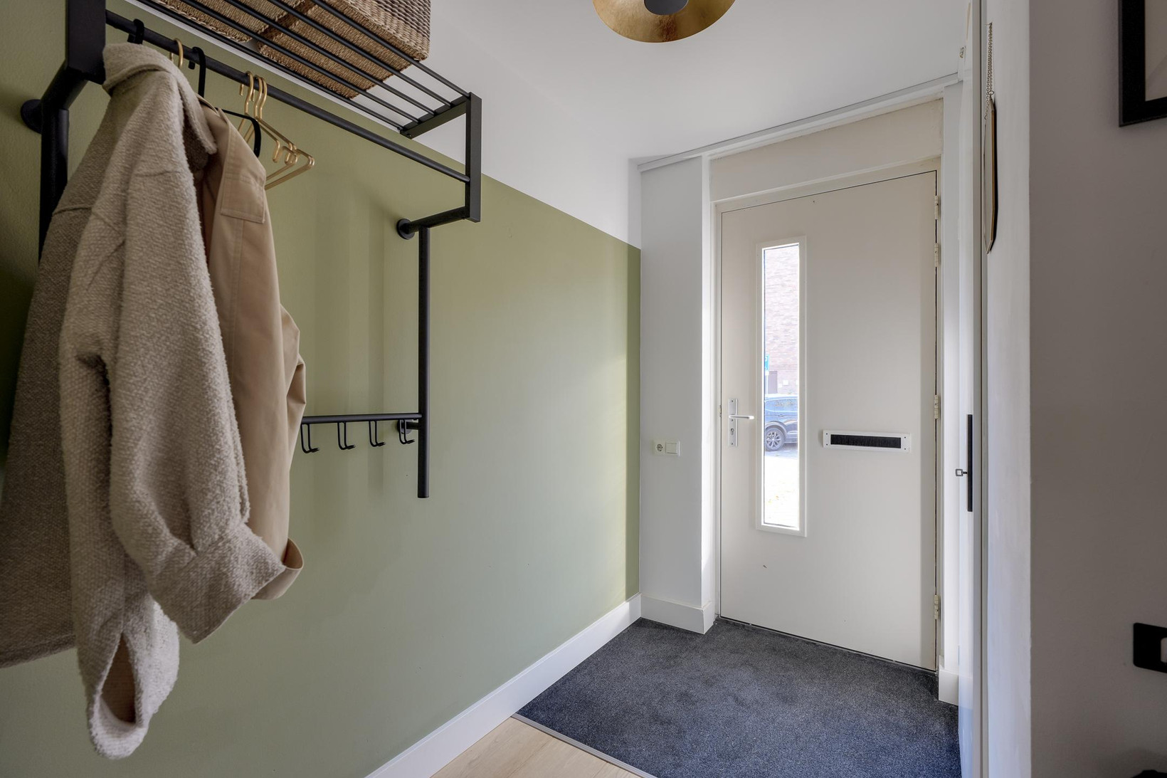 Tussenwoning te koop: Adderwortel 12, De Meern