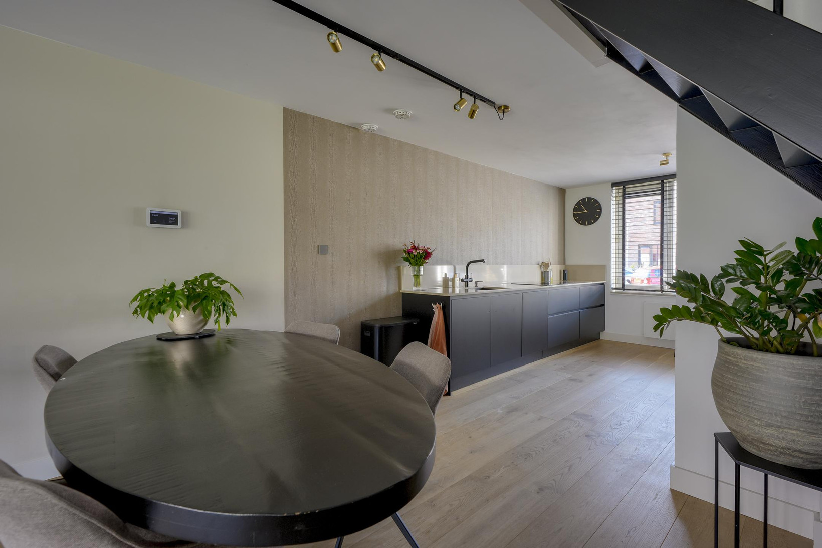 Tussenwoning te koop: Adderwortel 12, De Meern