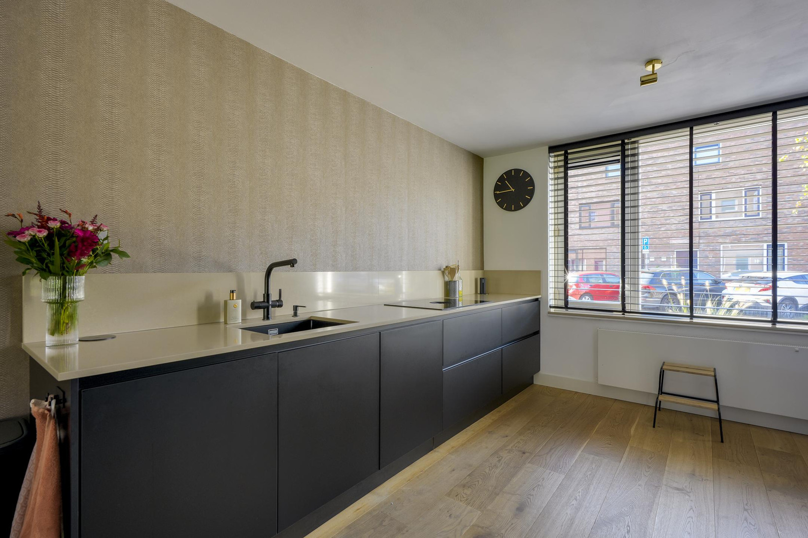Tussenwoning te koop: Adderwortel 12, De Meern