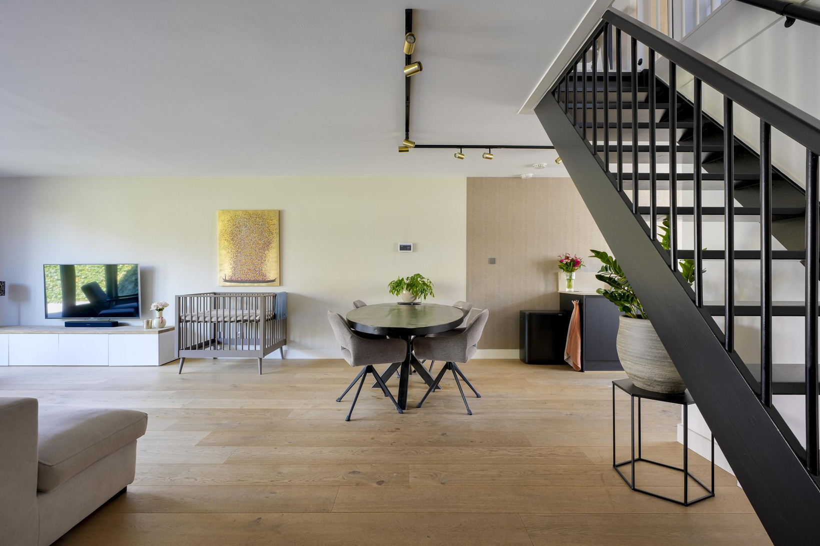 Tussenwoning te koop: Adderwortel 12, De Meern