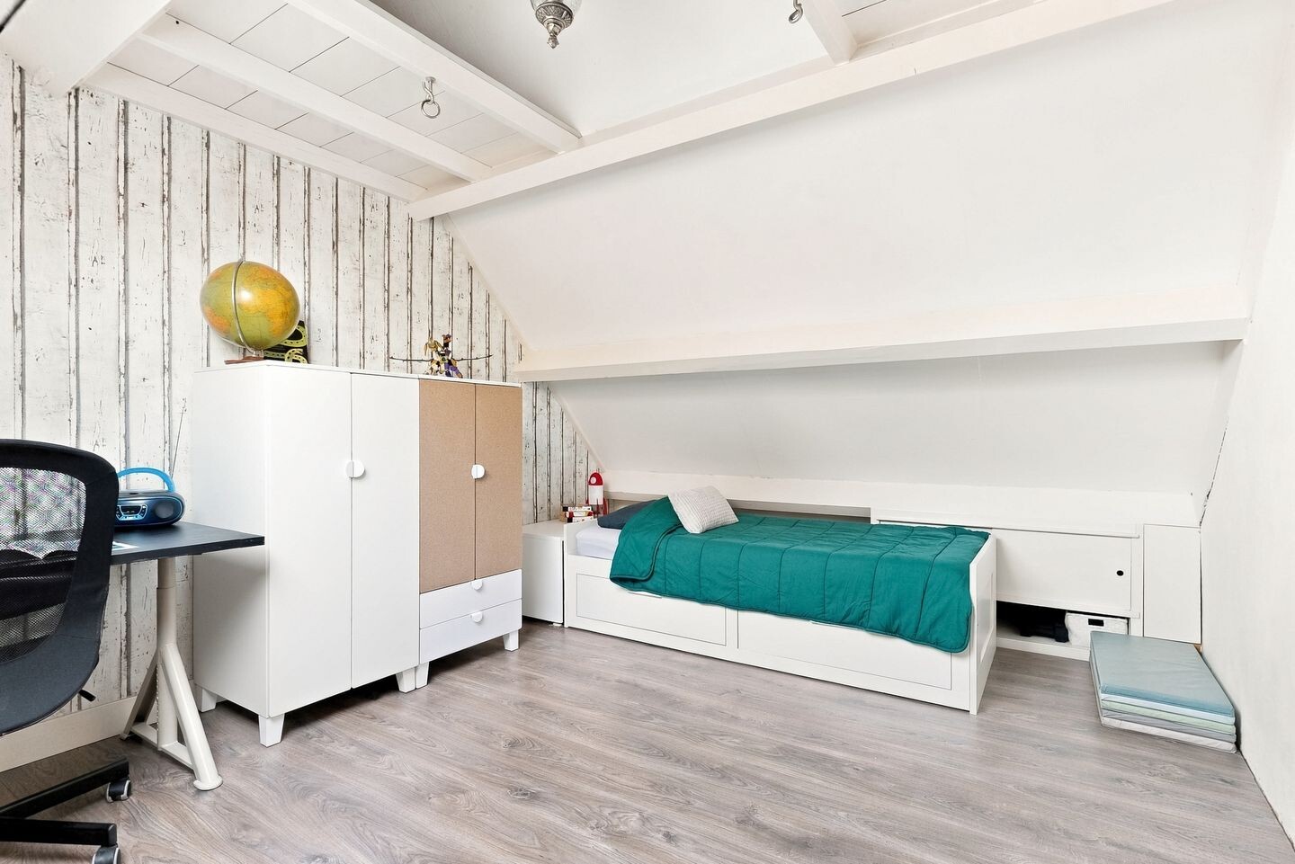 Tussenwoning te koop: Mandenmakerslaan 84, De Meern