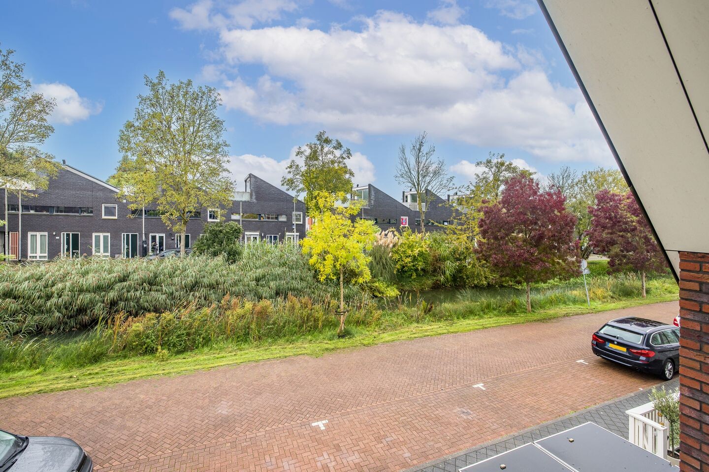 Tussenwoning te koop: Houtrakkade 7, De Meern